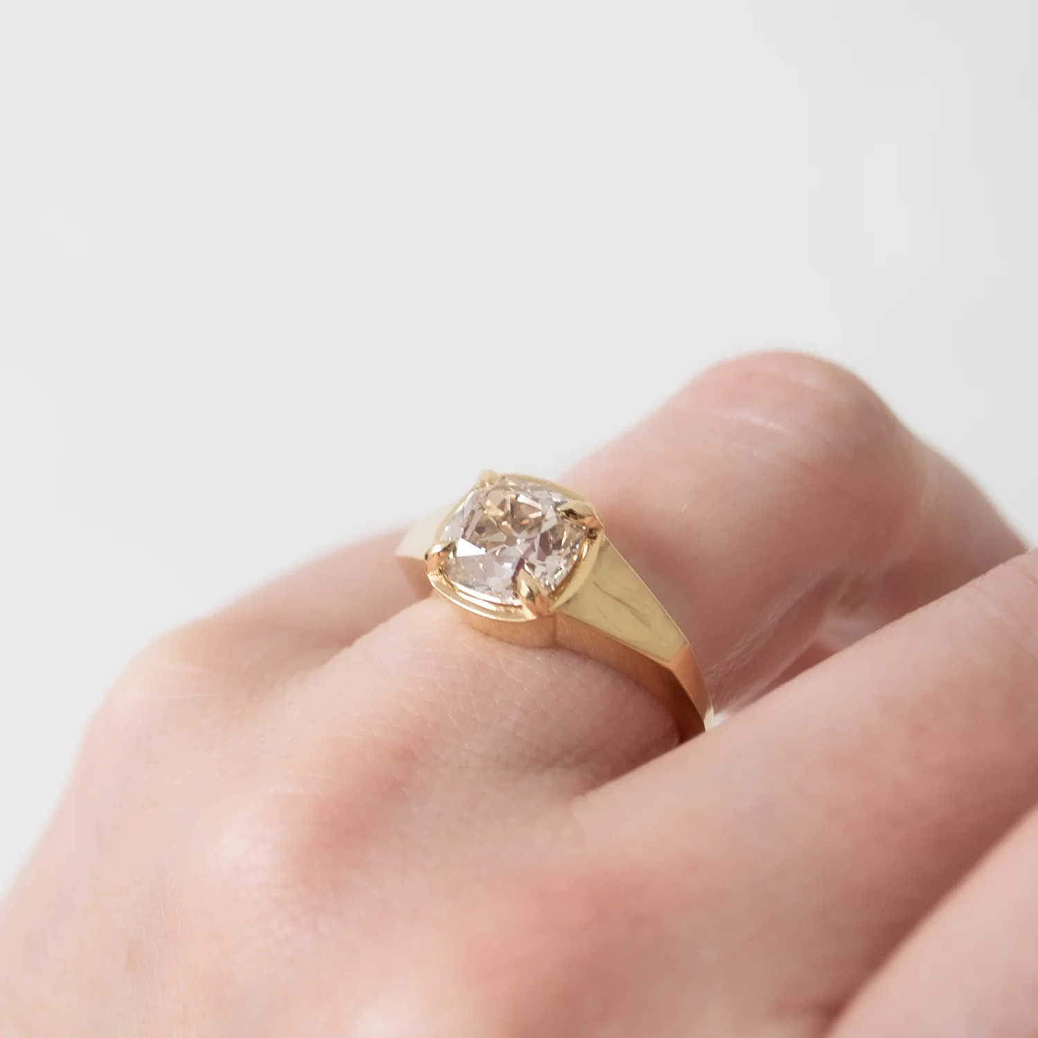 Palais Diamond Empire Ring - Image 6