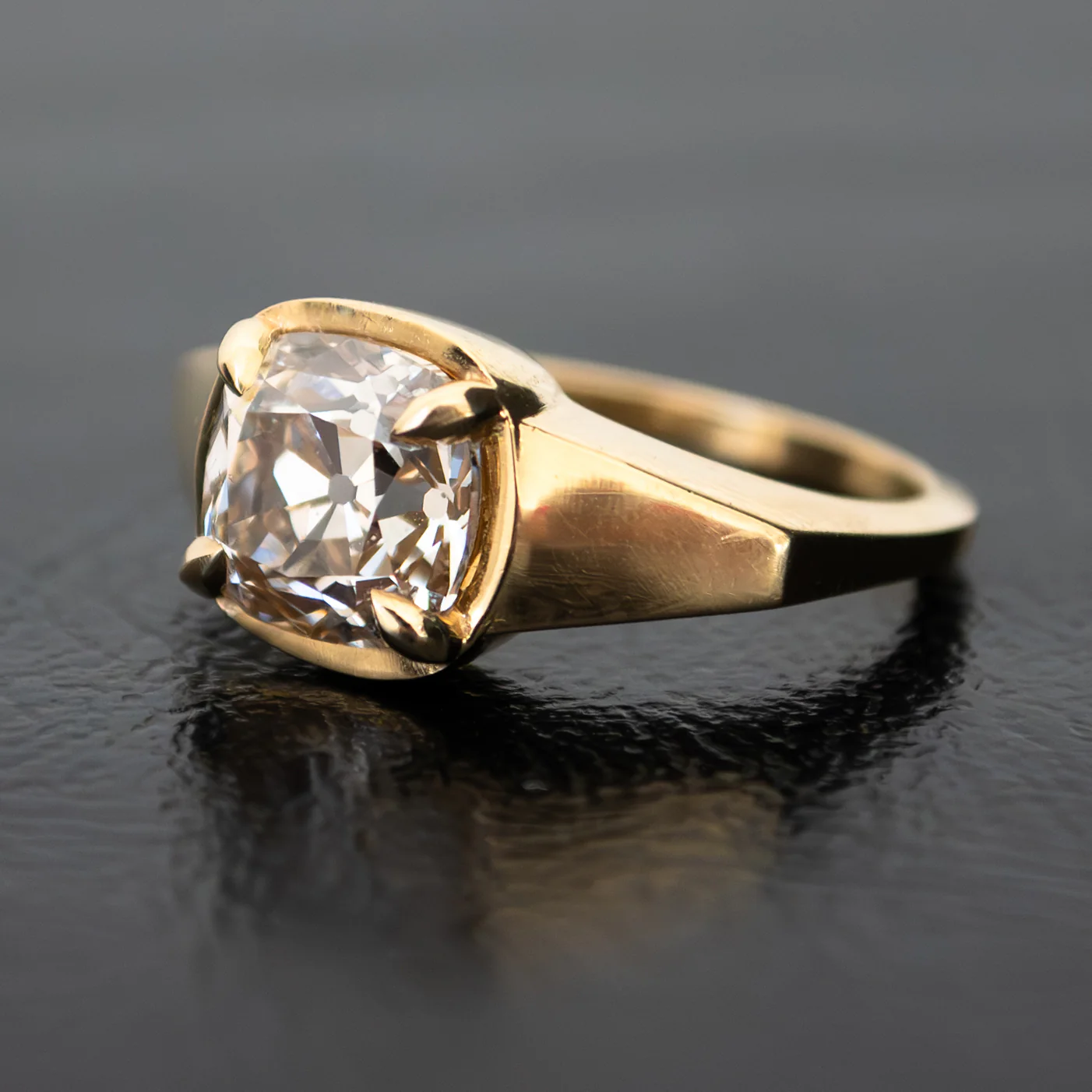 Palais Diamond Empire Ring - Image 8