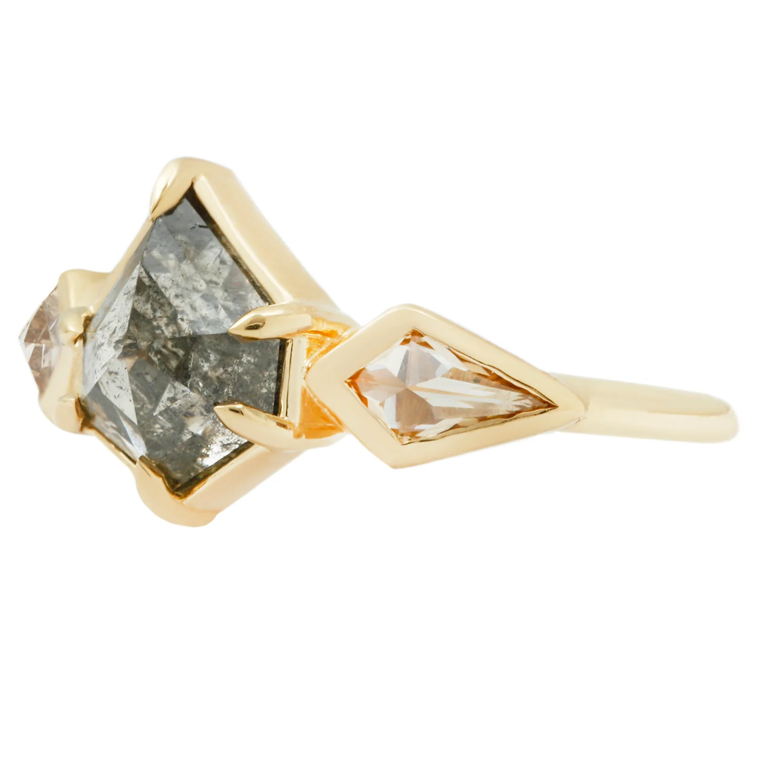 Alchemy Diamond Ring - Image 3