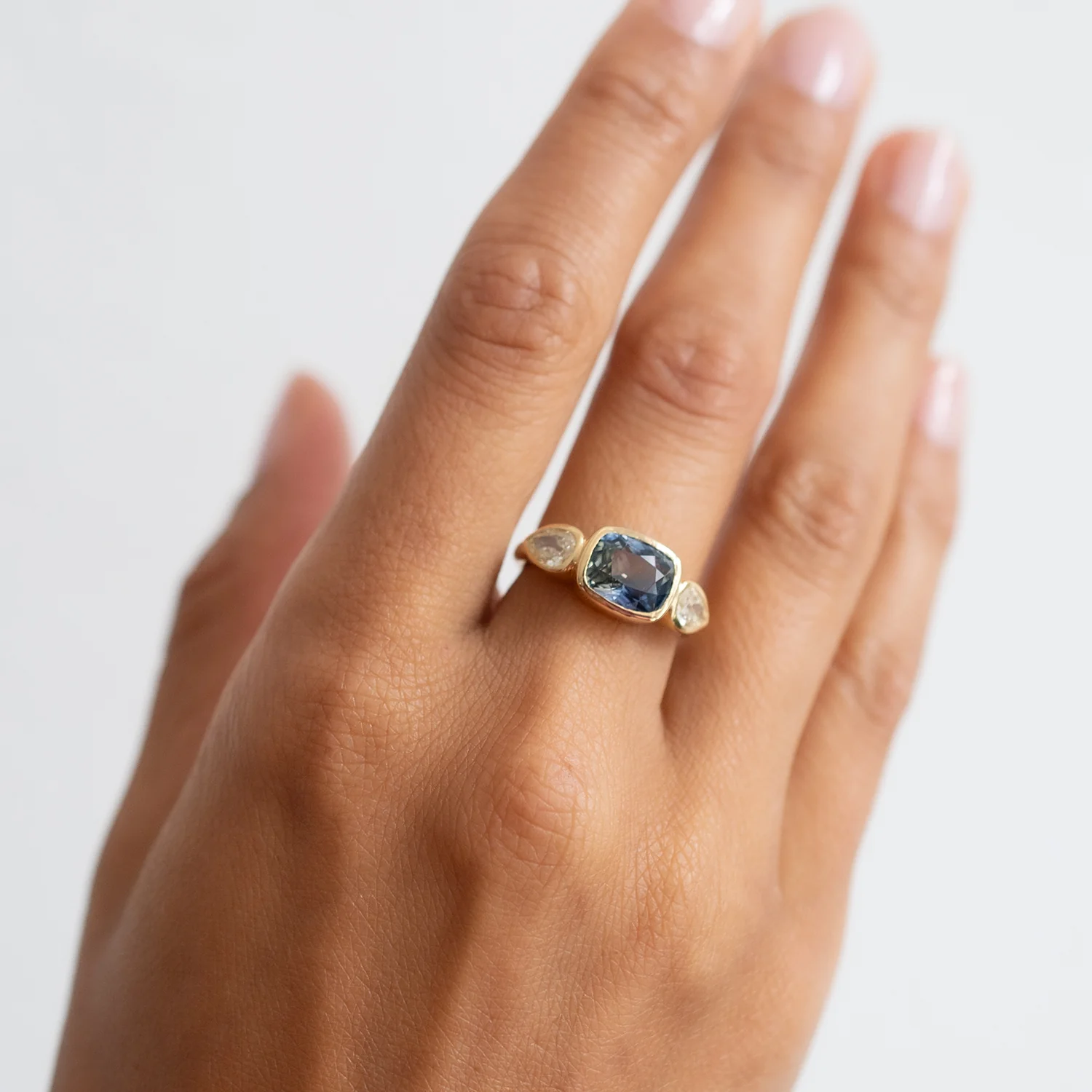 Azure Sapphire & Diamond Ring - Image 2
