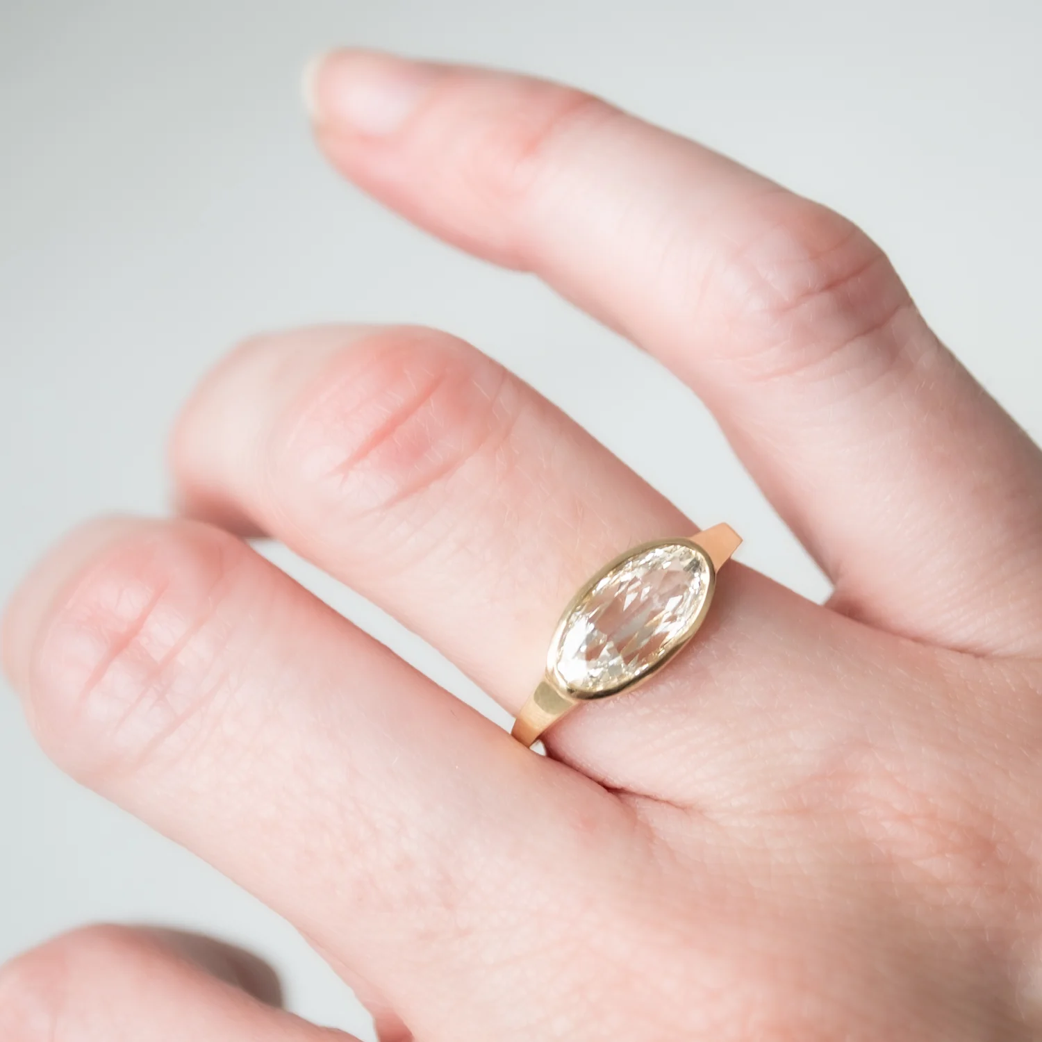 Bright Ellipse Diamond Ring - Image 2