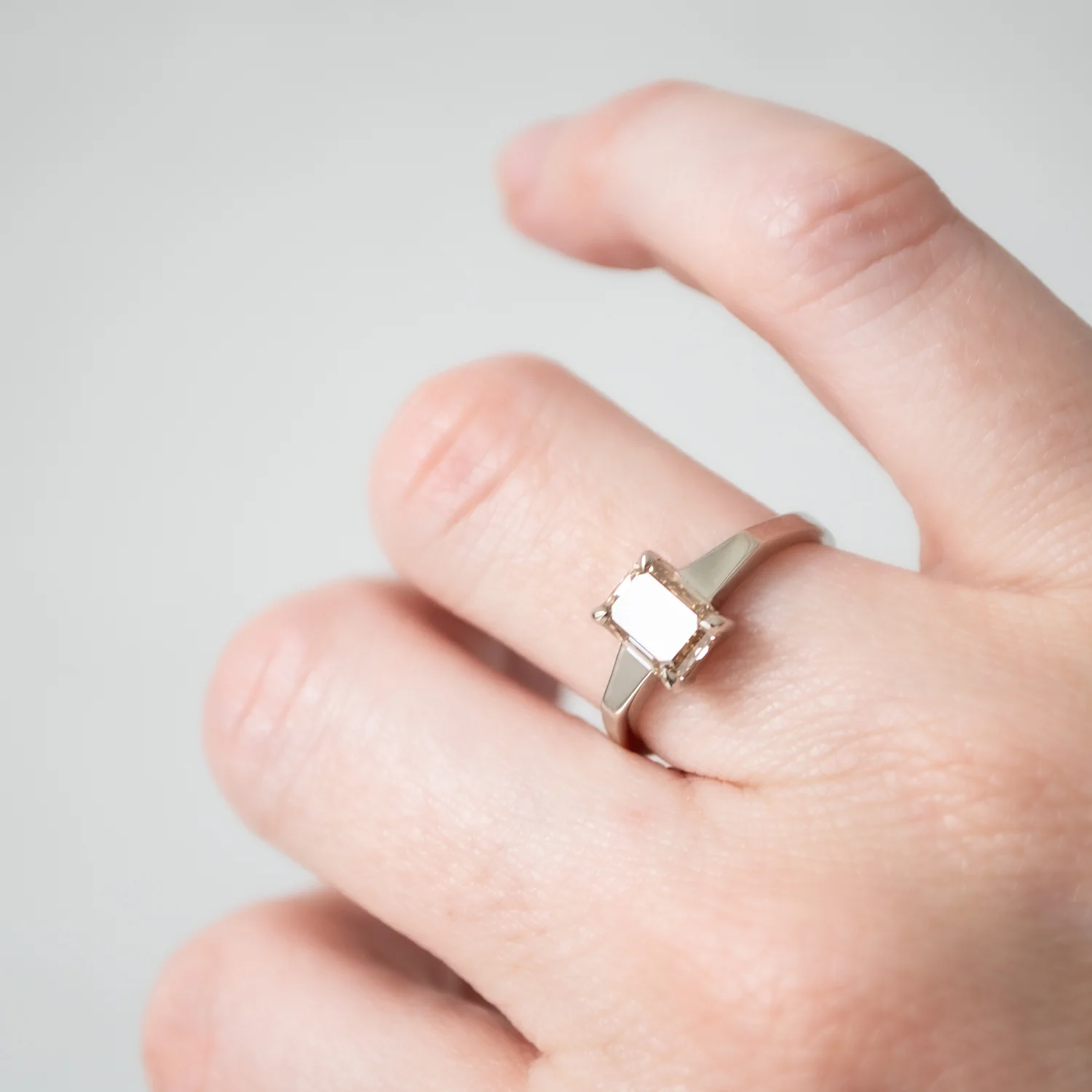 Champagne Diamond Mirrors Ring - Image 6