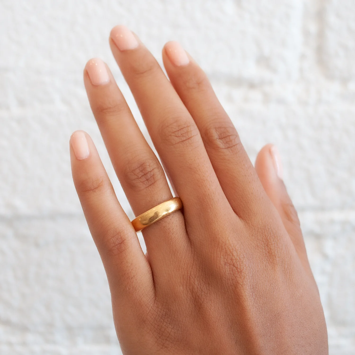 Deco Domed Gold Band - Image 2
