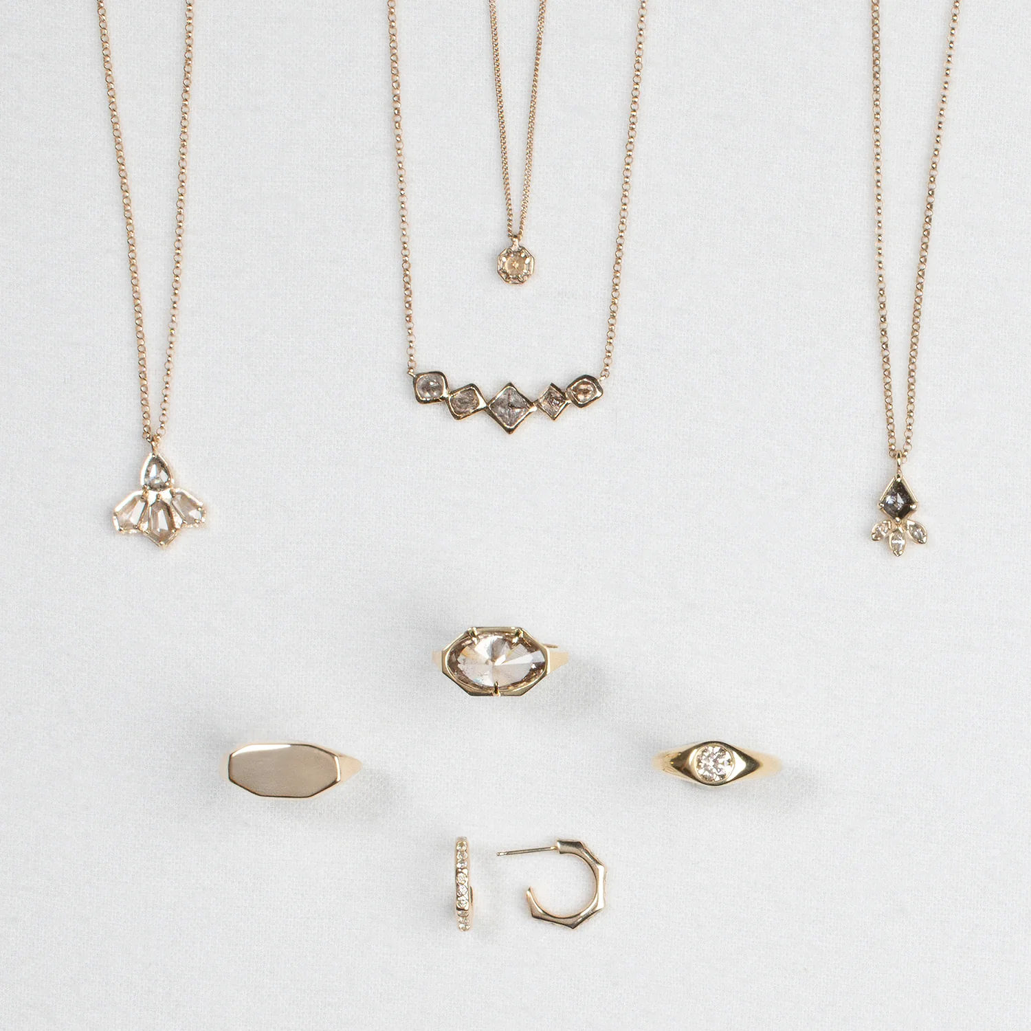 Elongated Geometric Signet Ring - Image 5