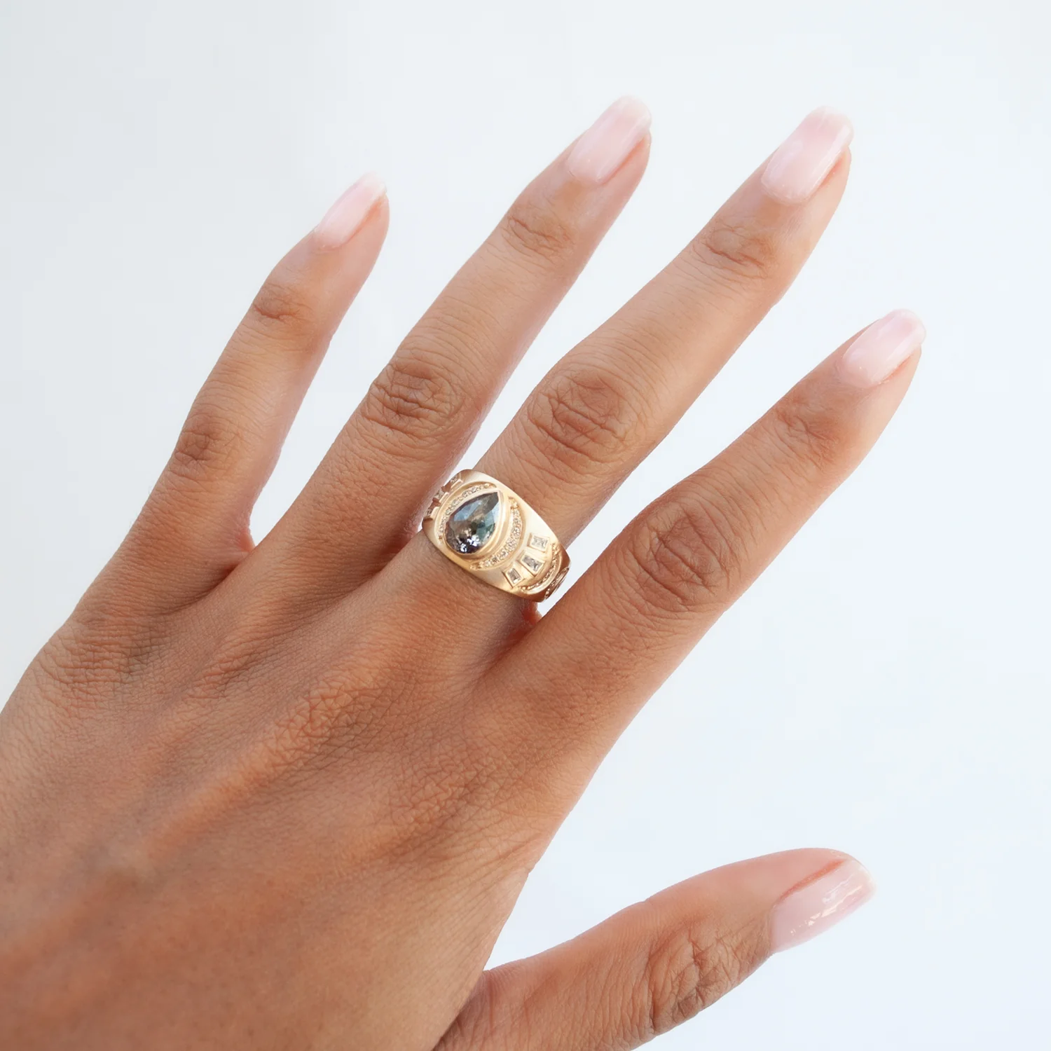 Diamond Deco Beam Ring - Image 2