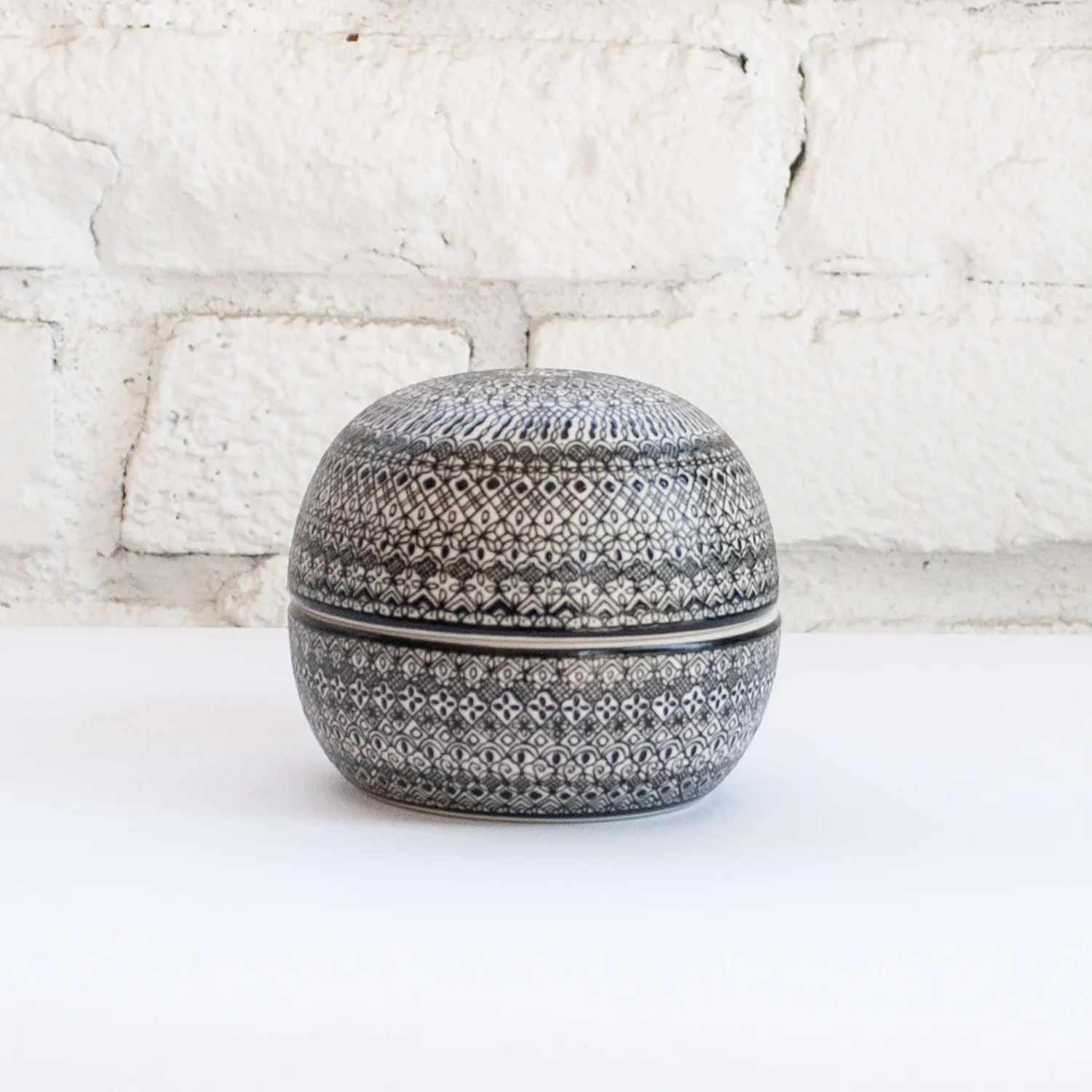 Domed Lidded Jar - Image 5
