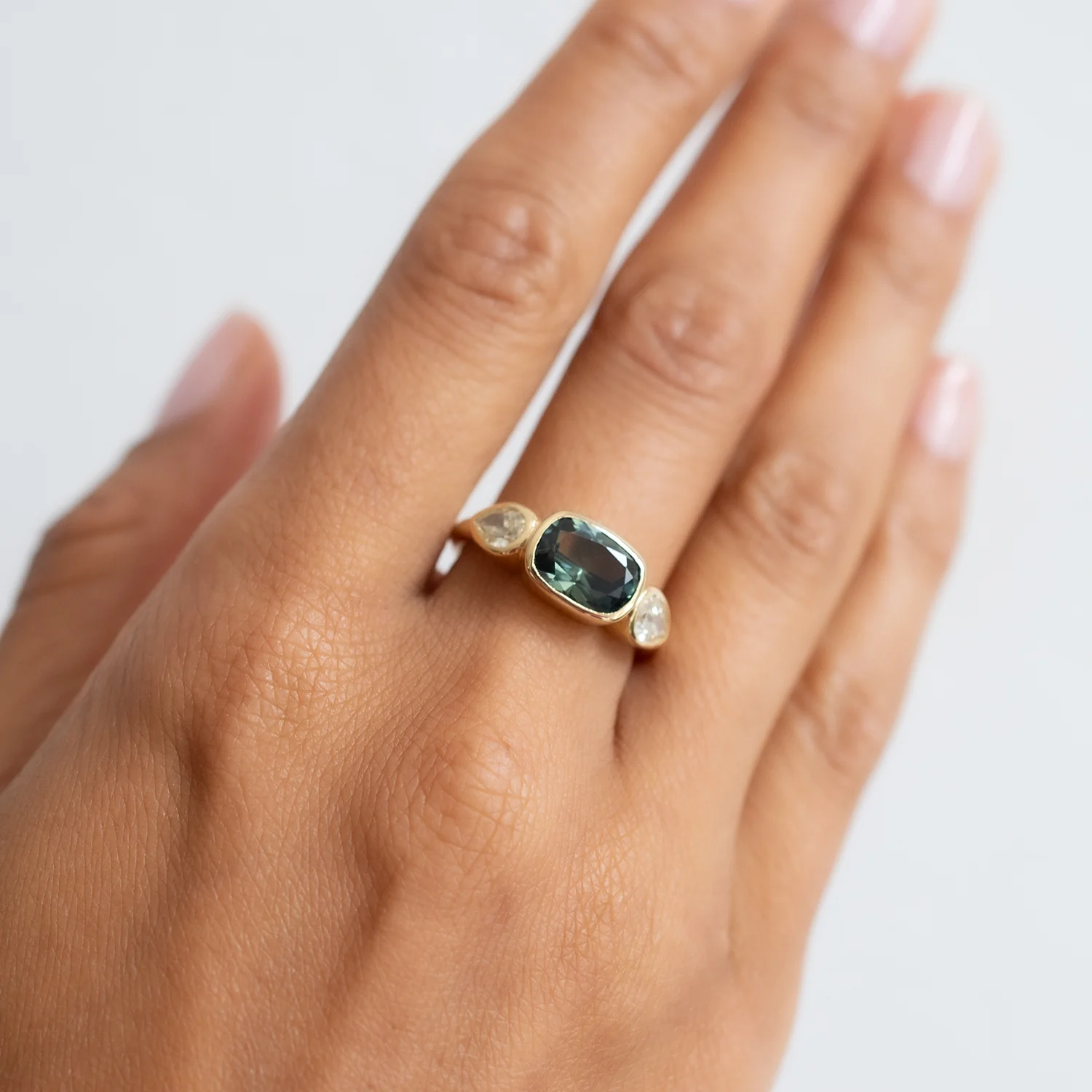 Eucalyptus Sapphire & Diamond Ring - Image 2