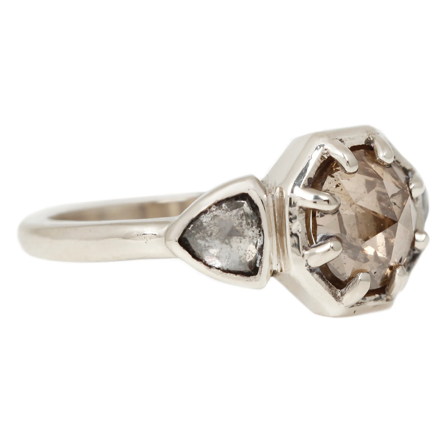 Frosty Diamond Ring - Image 3