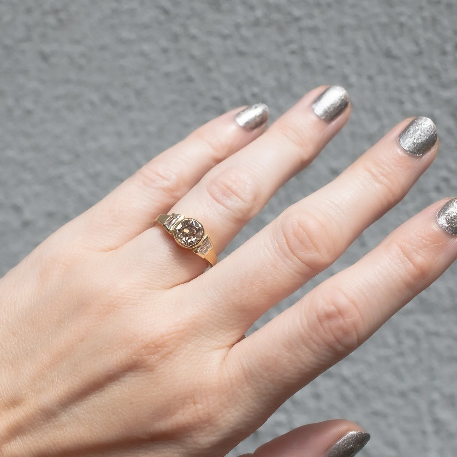 Golden Deco Diamond Ring - Image 2