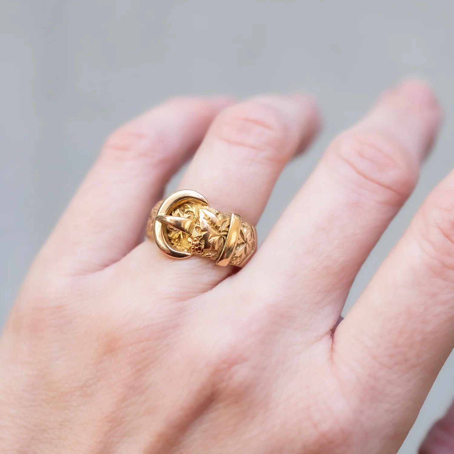 Golden Lily Buckle Ring - Image 2