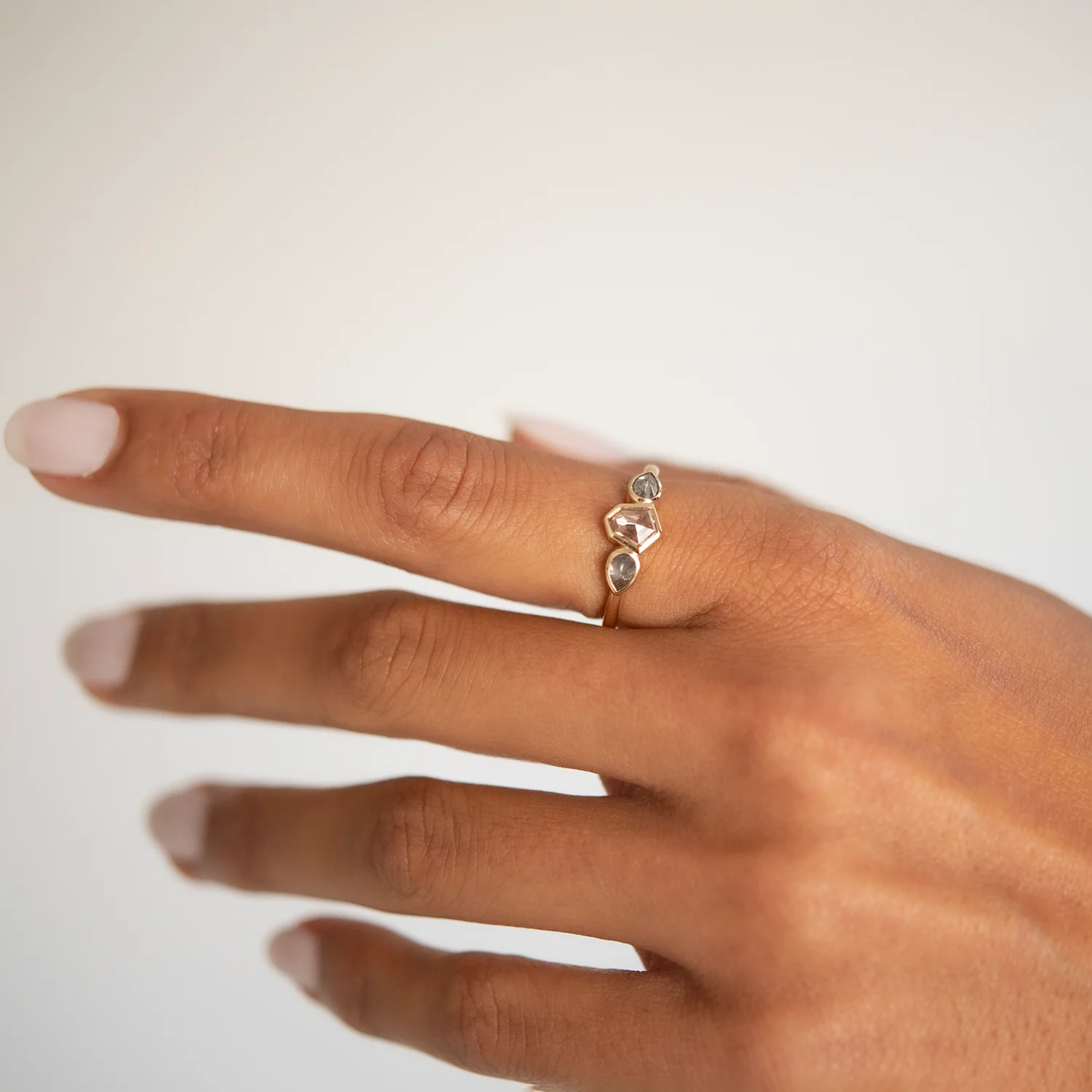 Golden Shield Diamond Ring - Image 2