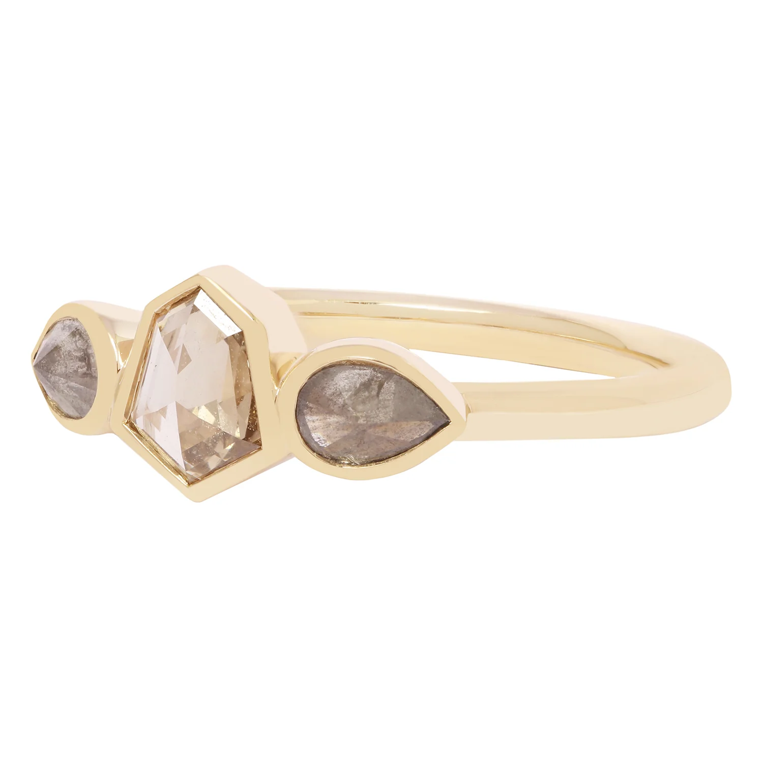 Golden Shield Diamond Ring - Image 3