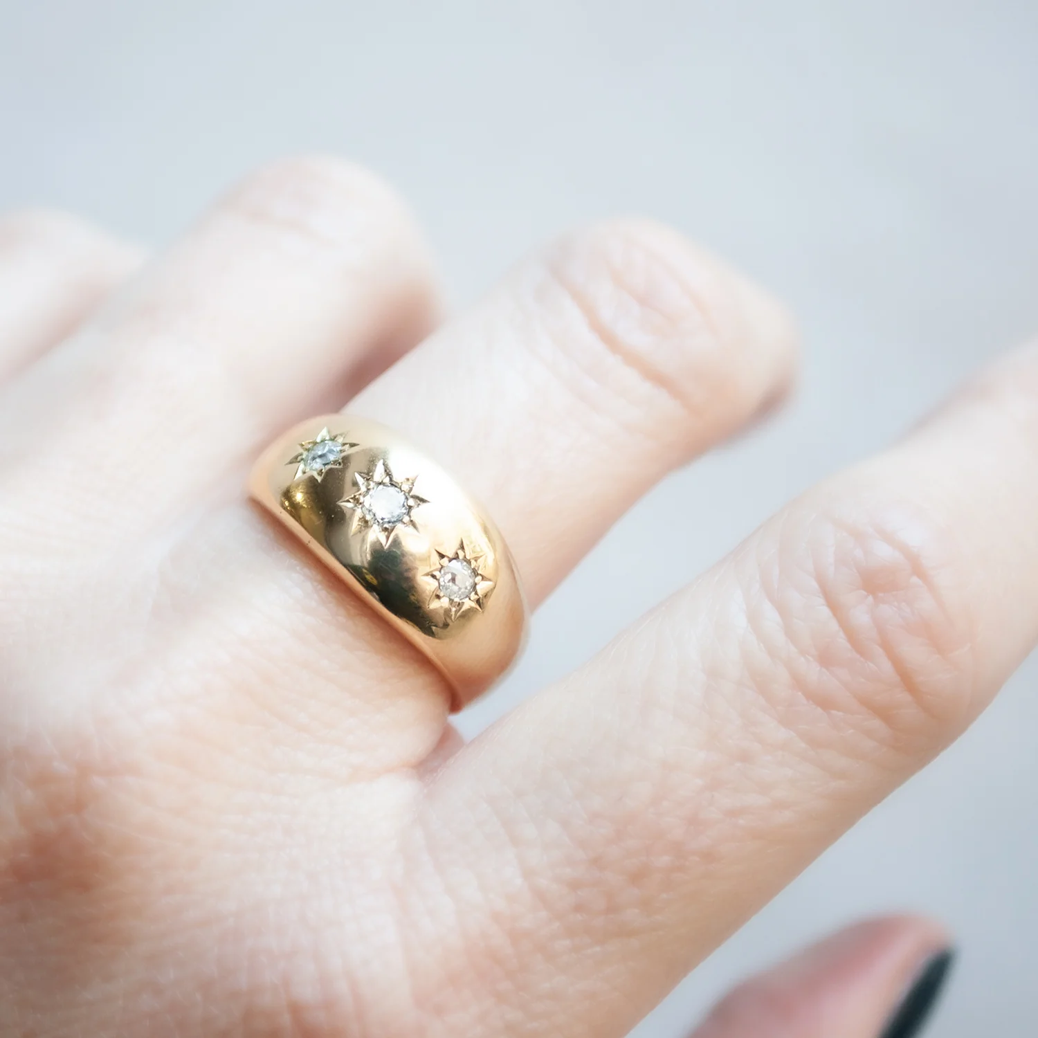 Golden Sun Diamond Star Ring - Image 2