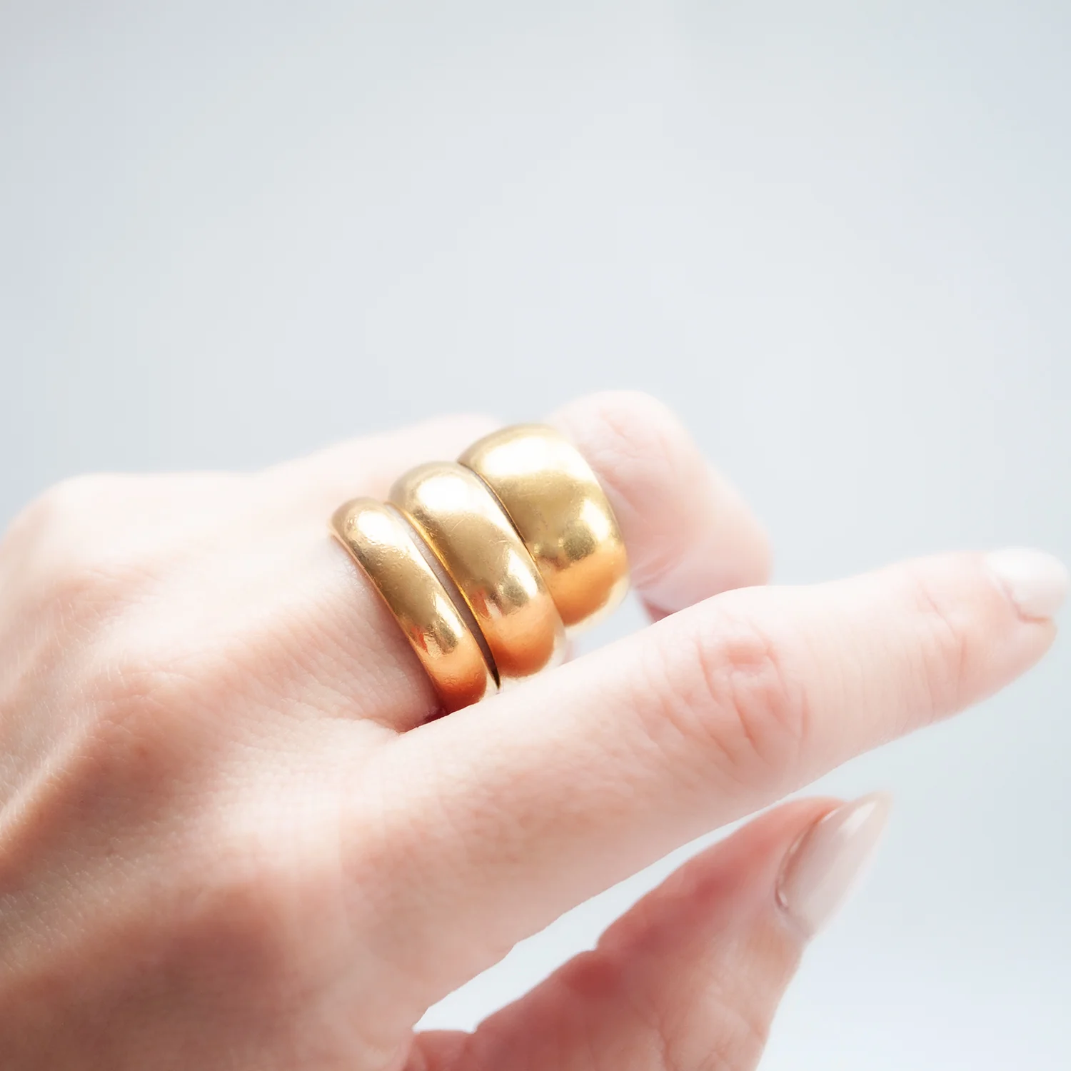 Heavy Dome Gold Band - Image 4