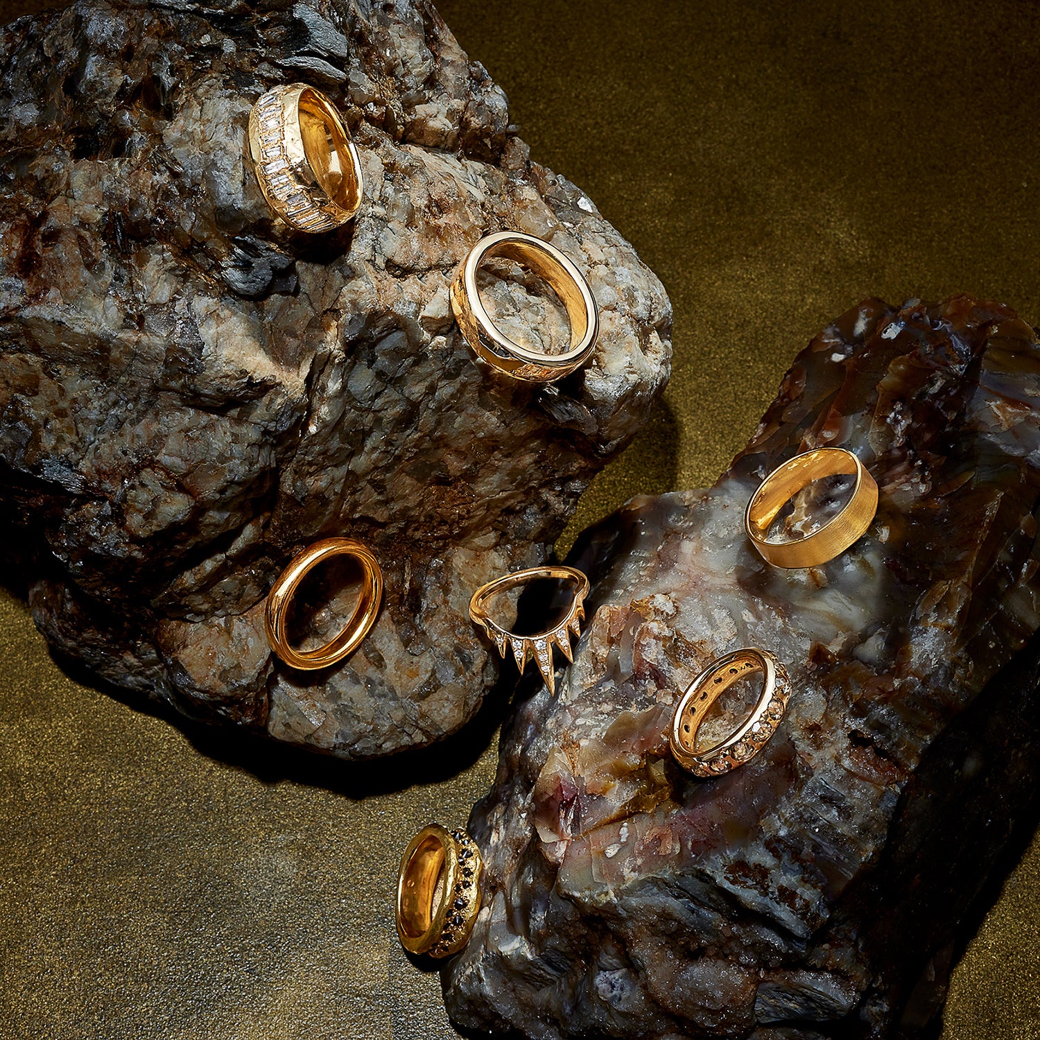 Inverted Black Diamond Band - Image 4