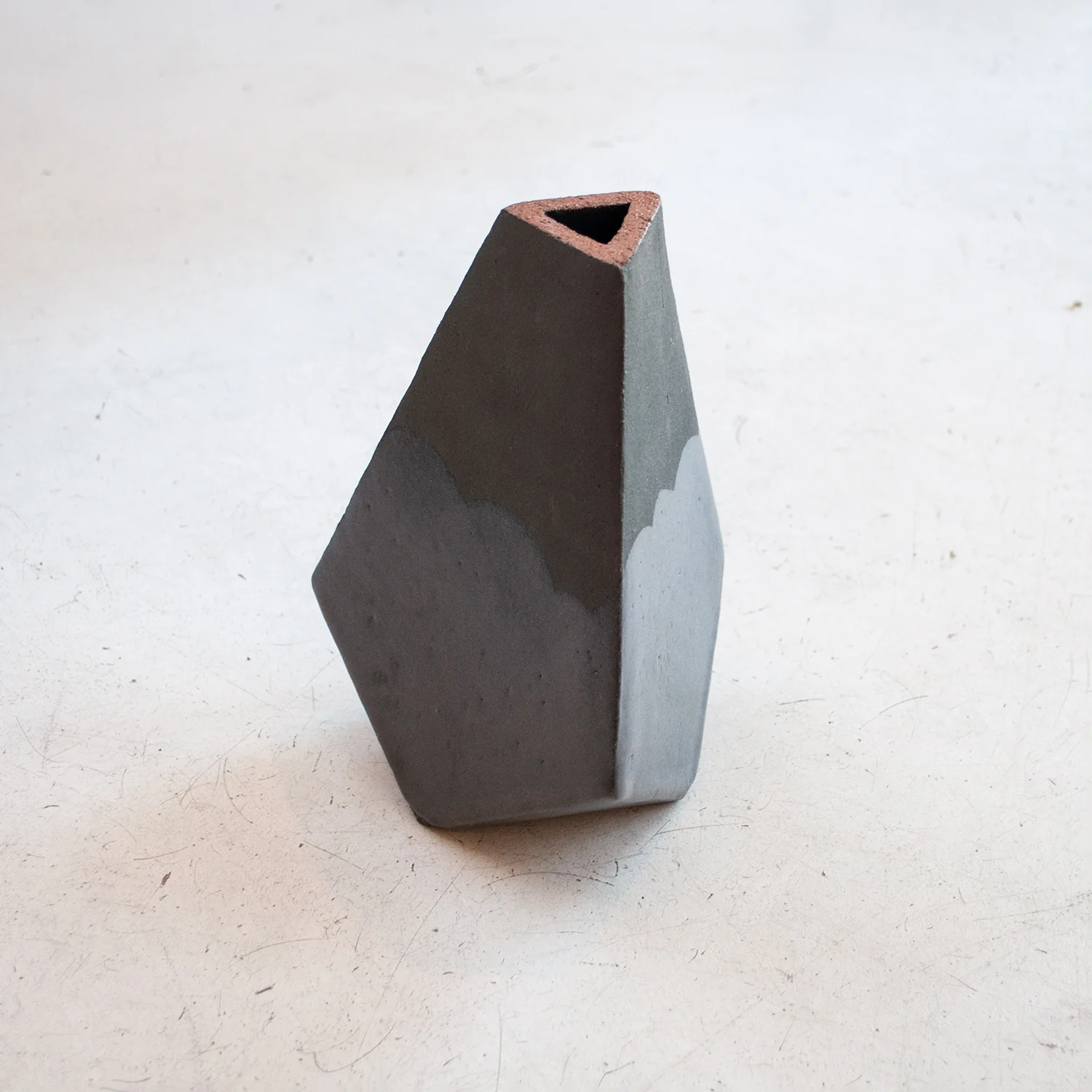 Small Mountain Vase - Image 3