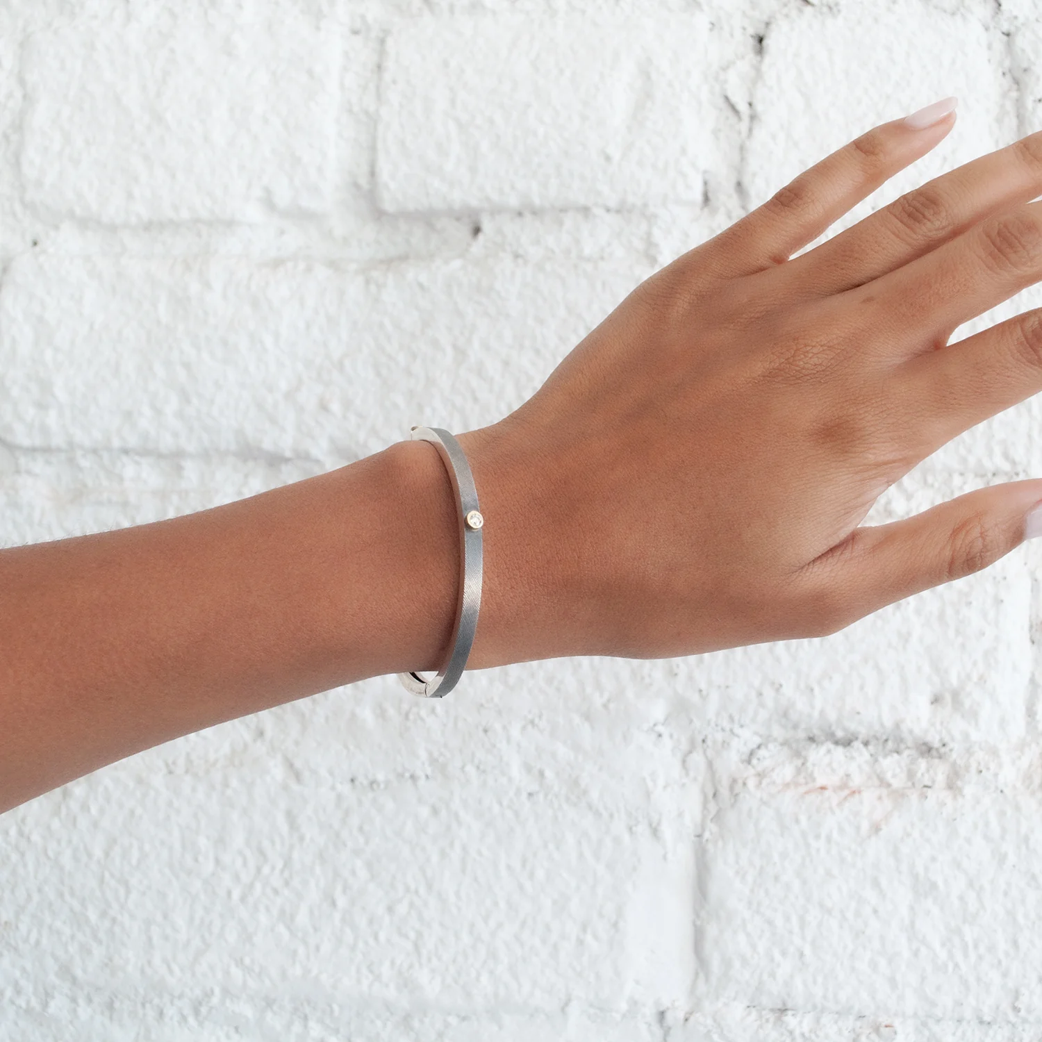 Junia Silver Single Diamond Bangle - Image 2