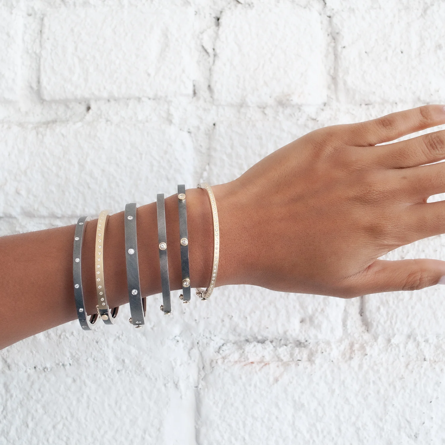Junia Silver Single Diamond Bangle - Image 4