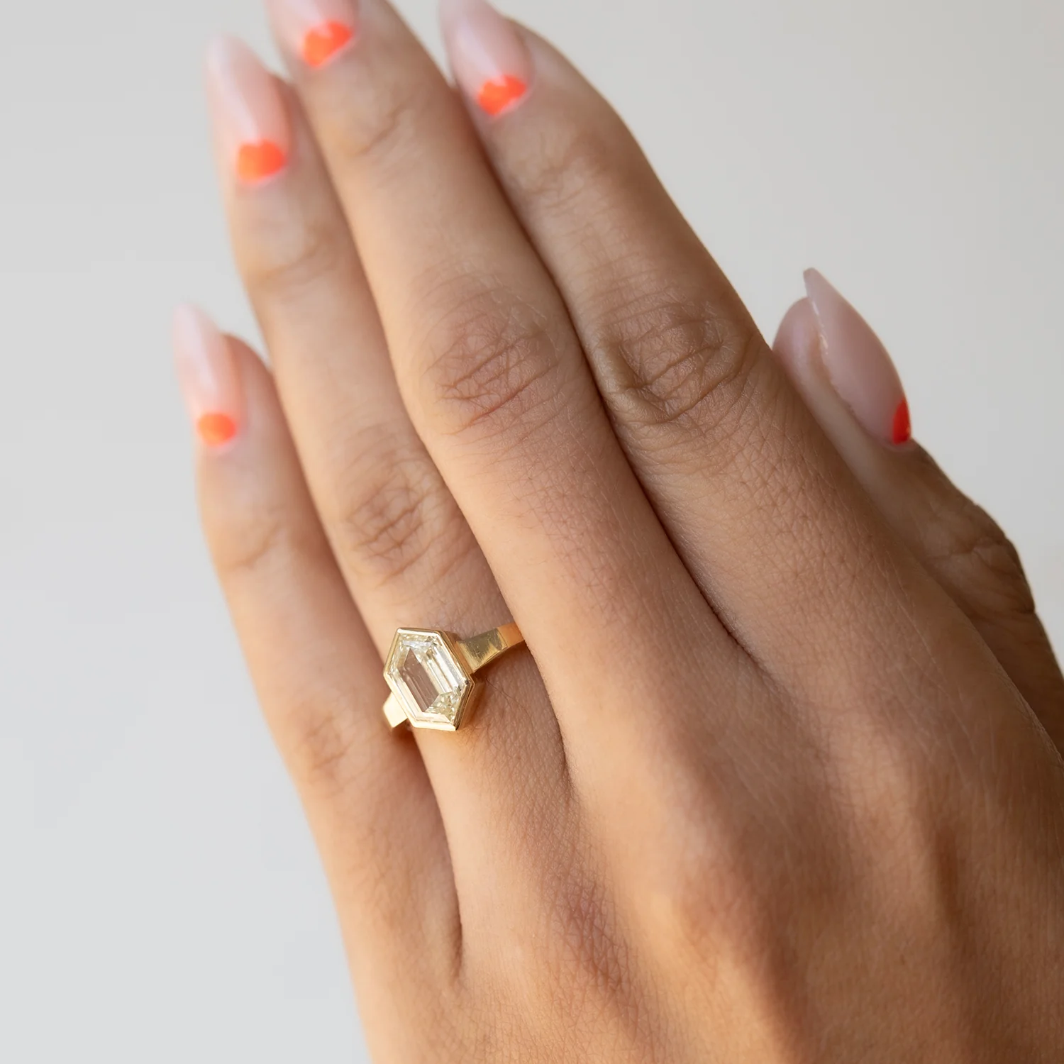 Keystone Diamond Ring - Image 2