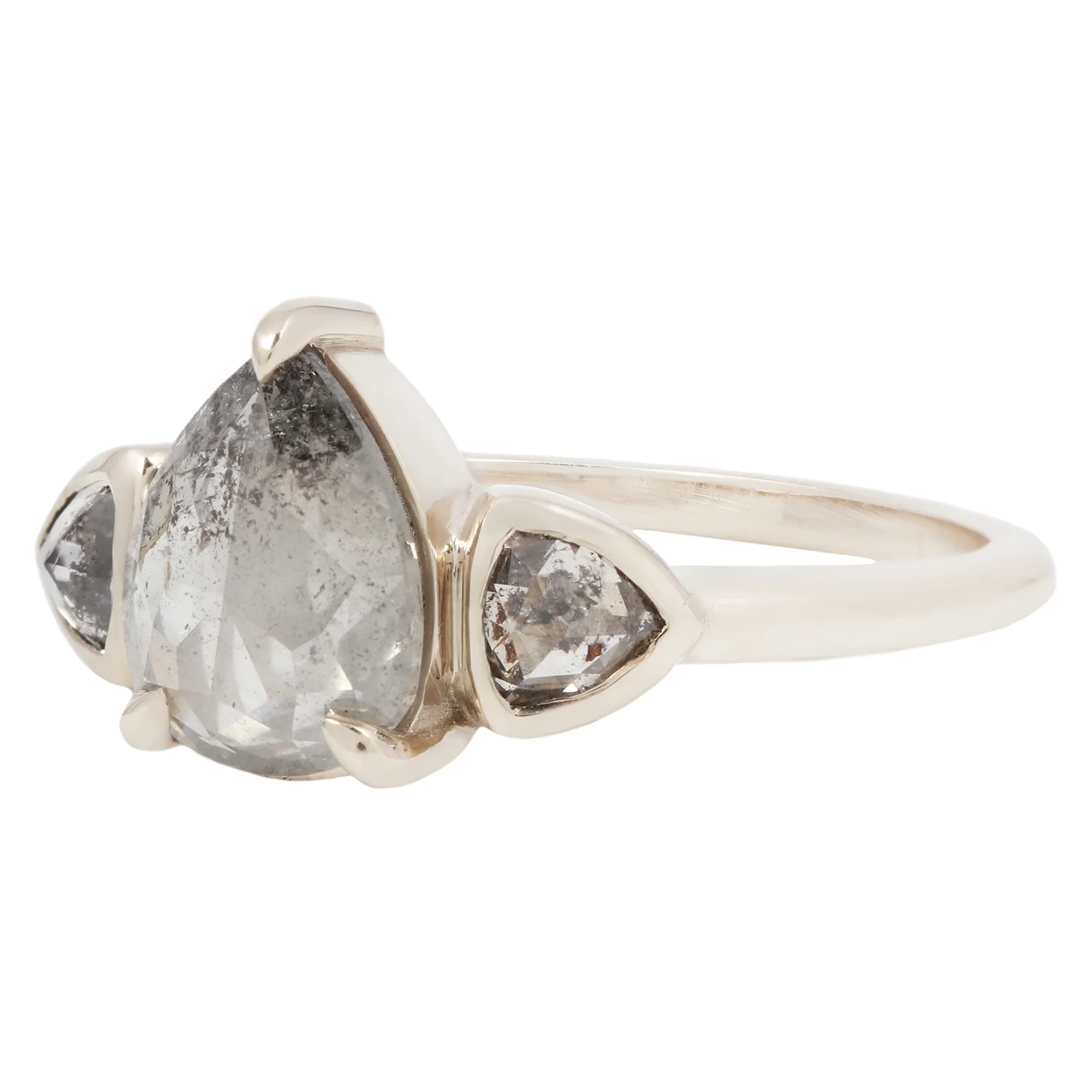 Lunar Peaks Three Diamond Ring - Image 3