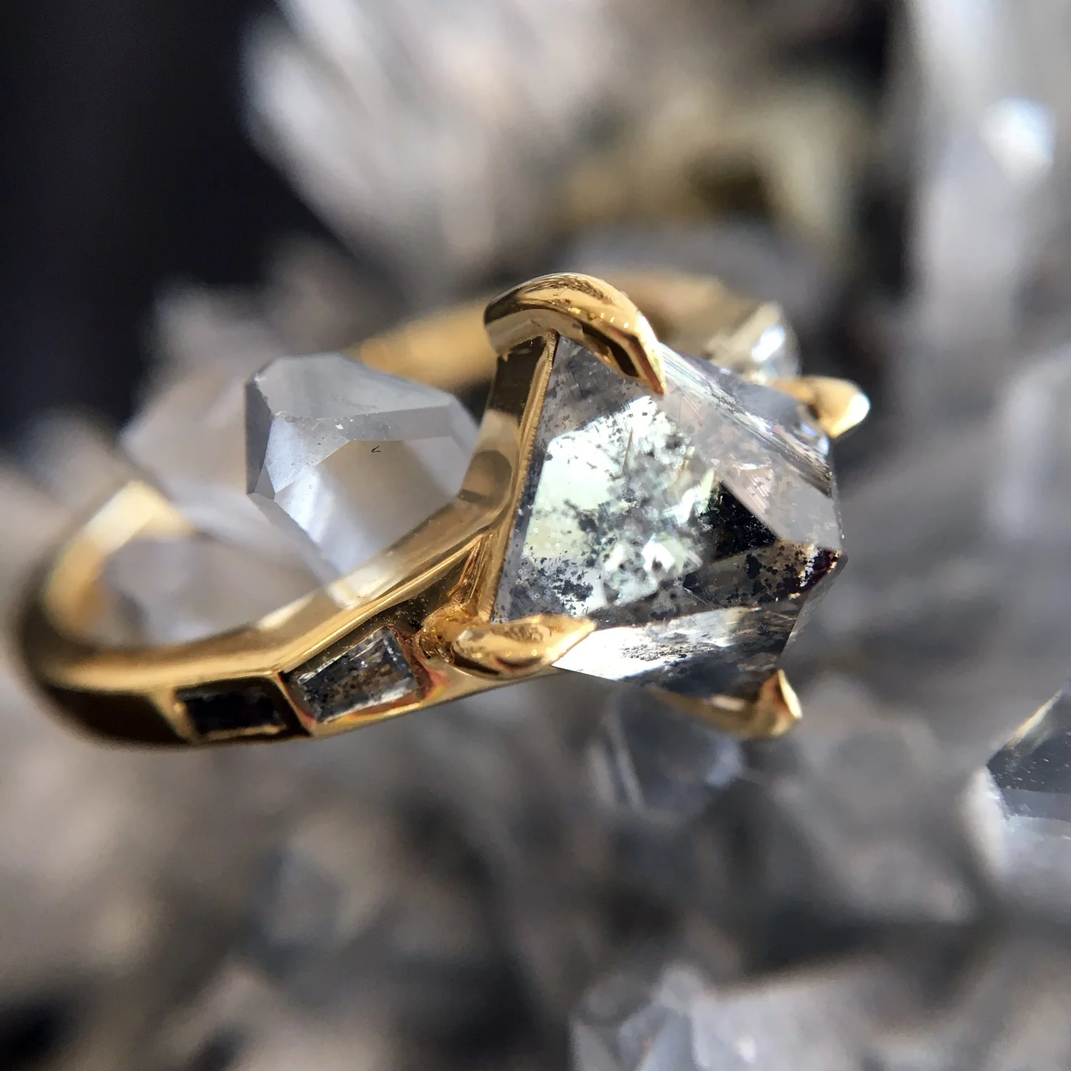 Nefertiti Diamond Ring - Image 7
