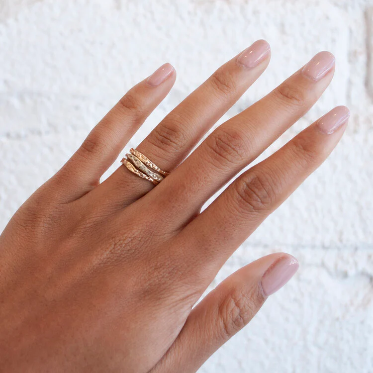 White Gold Stingray Stacking Band - Image 2