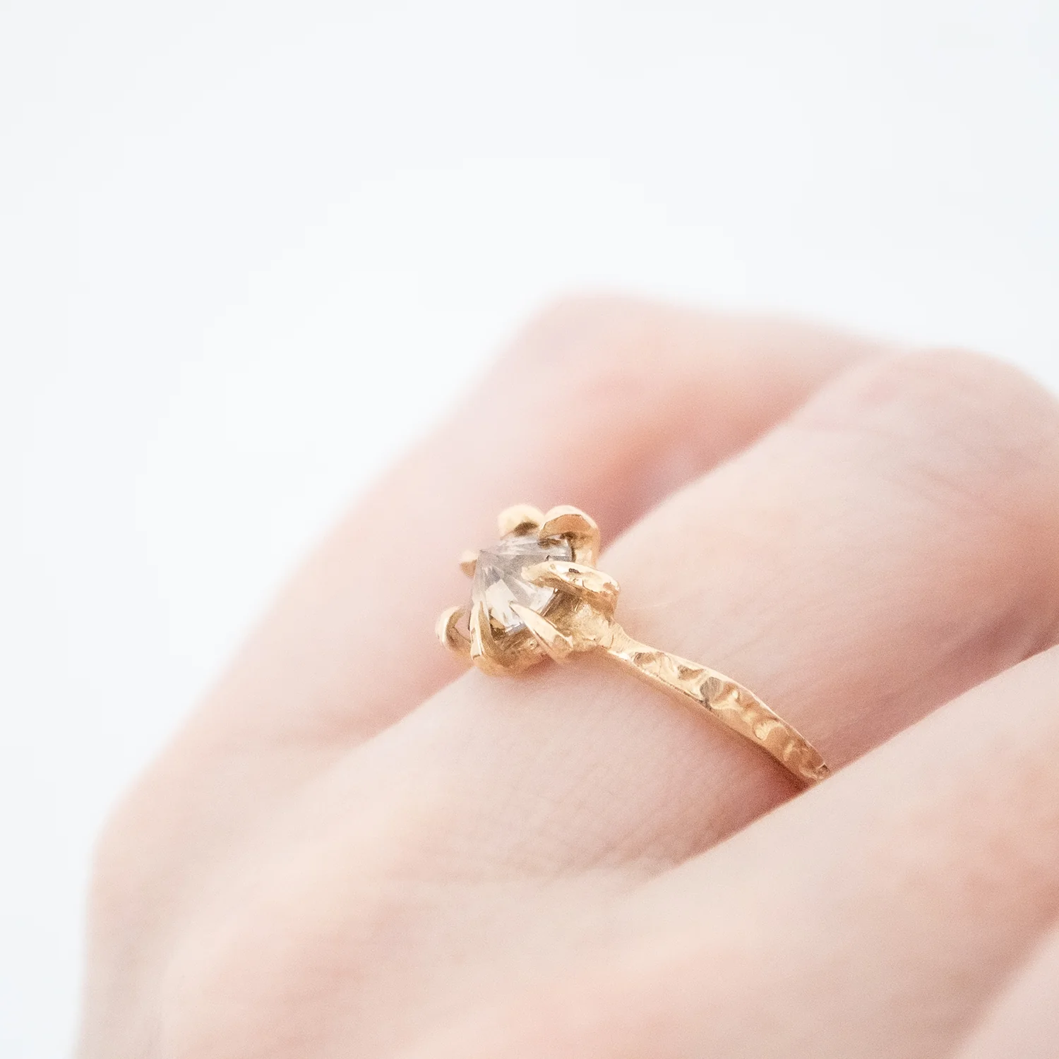 Diamond Stingray Solitaire Ring - Image 4