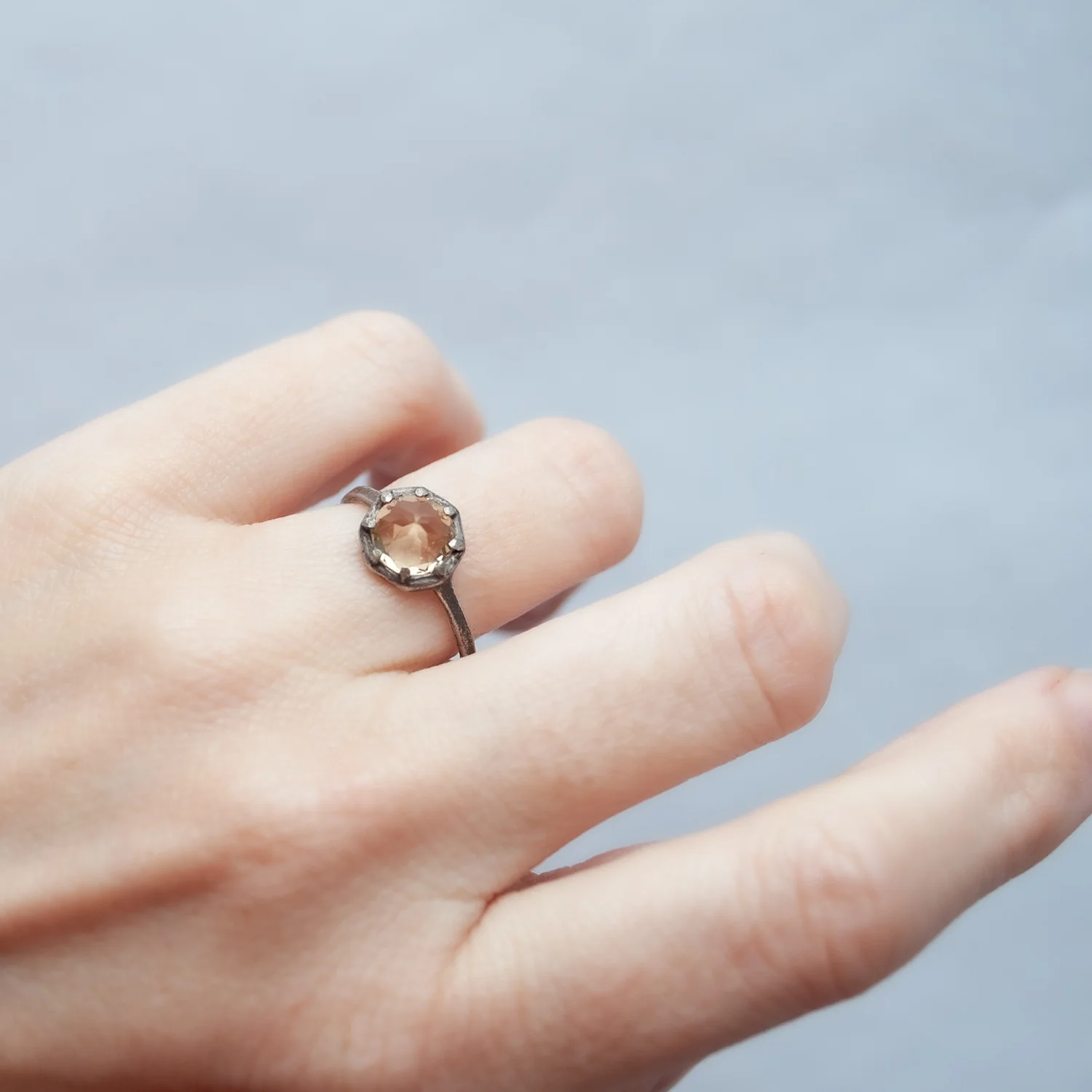 Champagne Quartz Silver Ring - Image 2