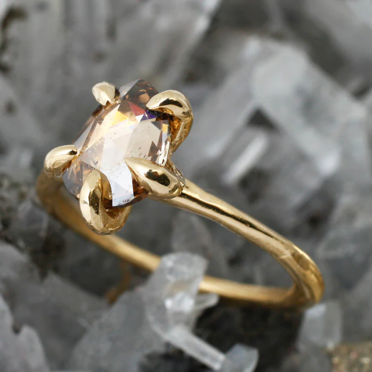 Contemporary Claw Ring - Image 4