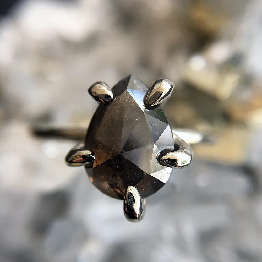 Dark Diamond Contemporary Claw - Image 3
