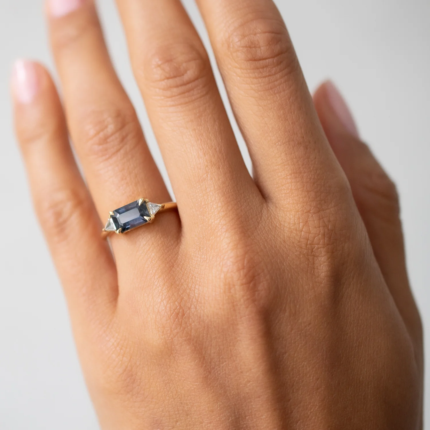 Majestic Teal Sapphire Ring - Image 2