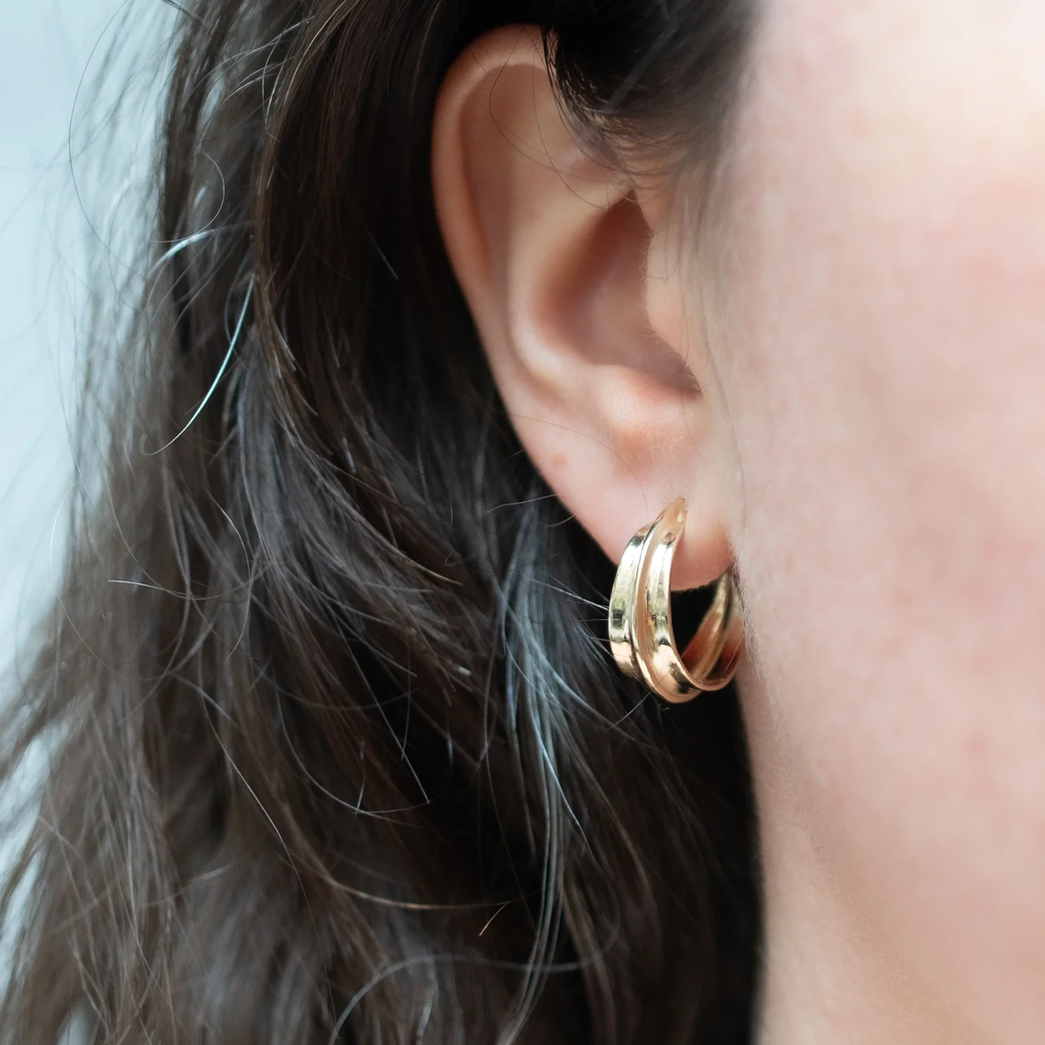 Mini Gold Sahara Ridge Hoop Earrings - Image 2