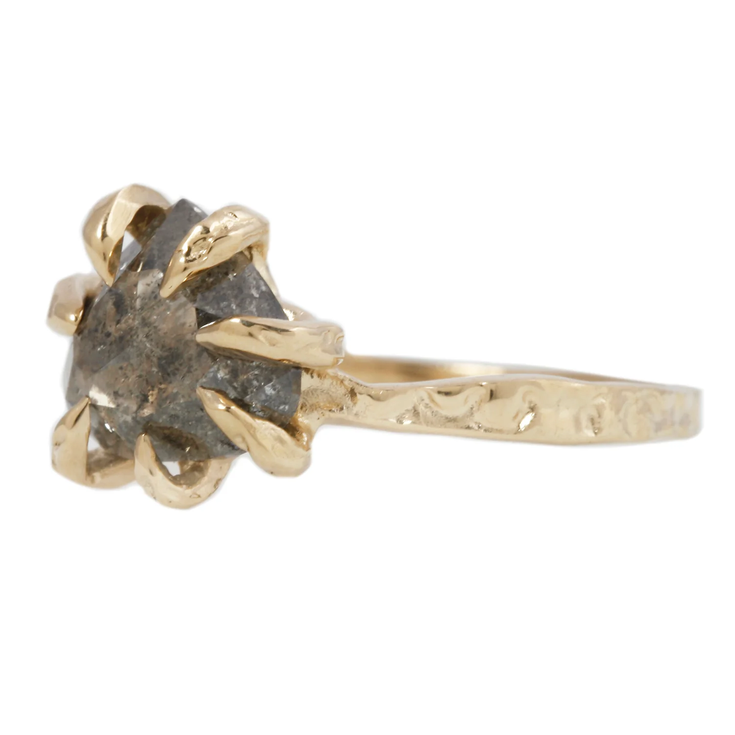 Misty Gray Stingray Claw Solitaire - Image 3