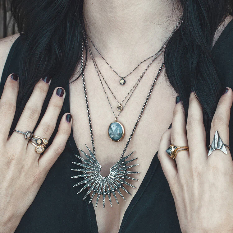 Stingray Goddess Necklace - Image 3