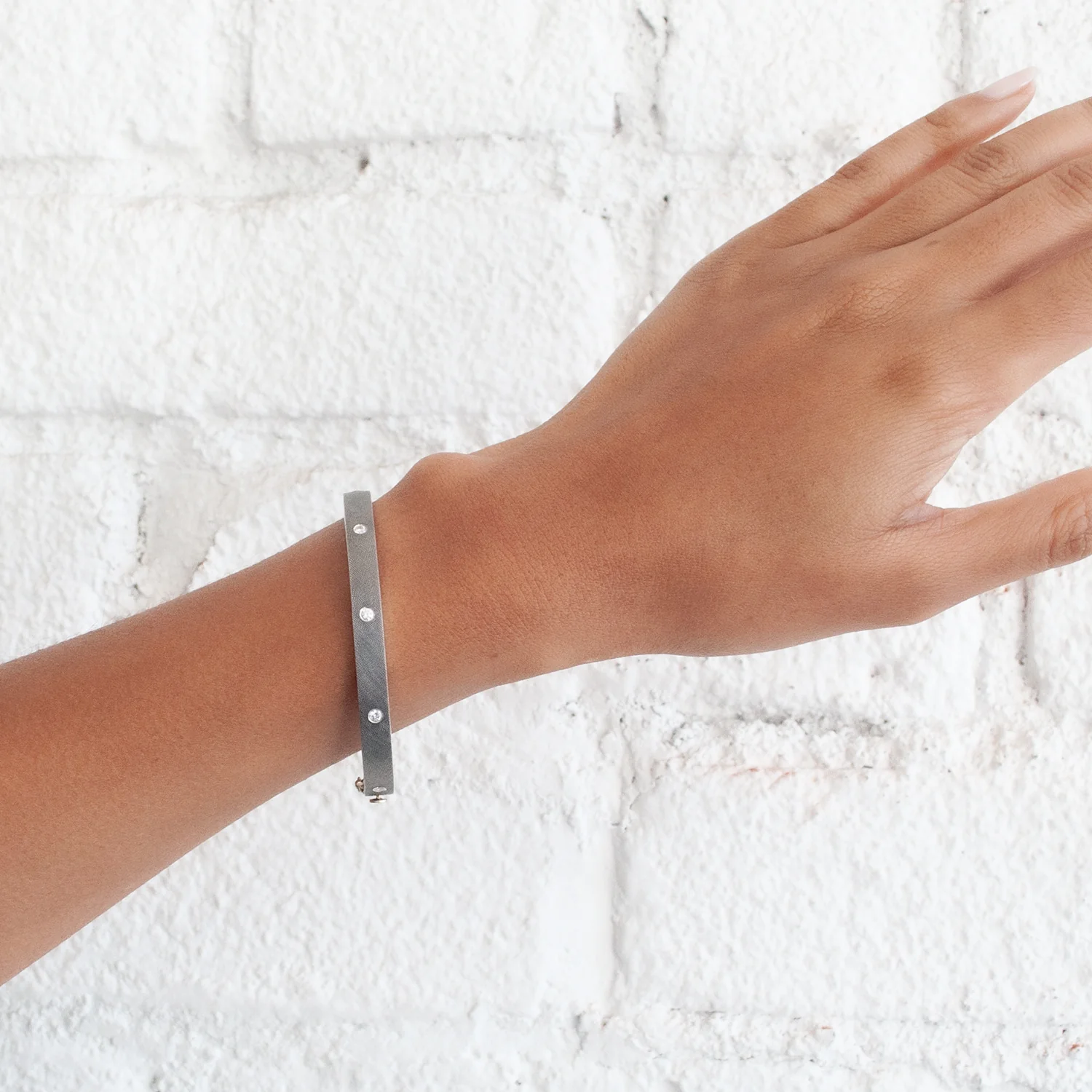 Olly Silver Bangle - Image 2