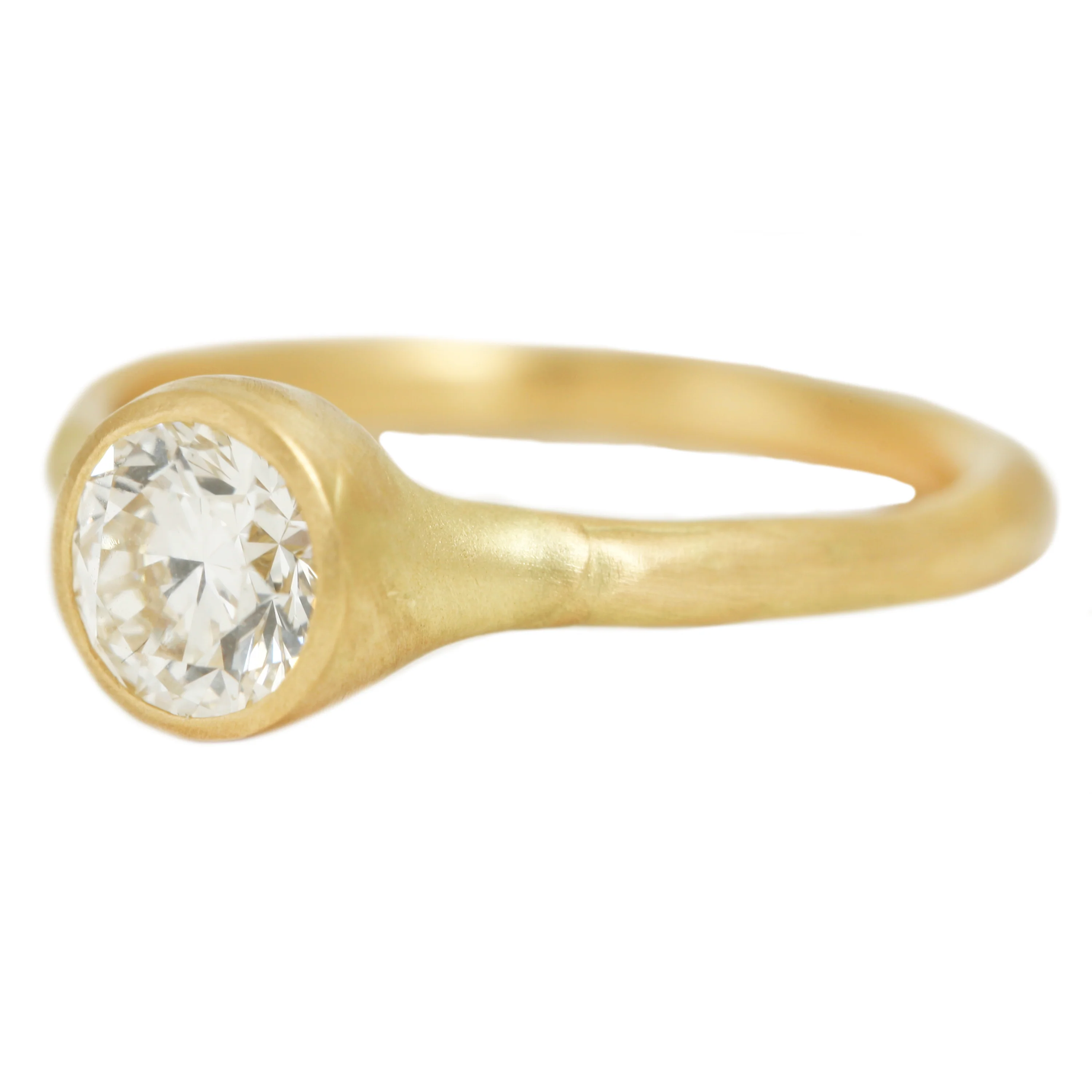Organic Band White Diamond Solitaire - Image 3