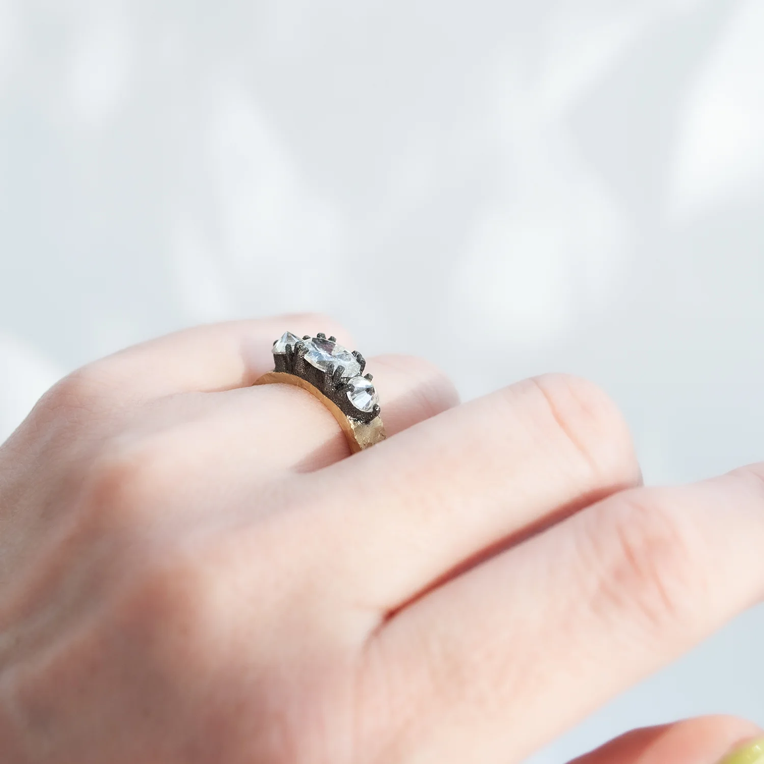 Oval Three Stone Ring - Image 5