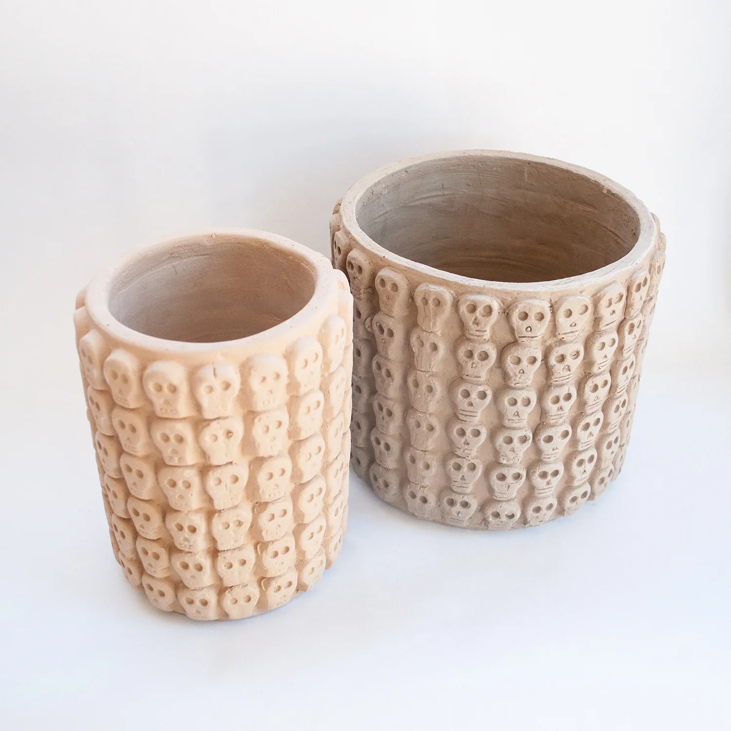 Pantli Skulls Medium Planter - Image 7