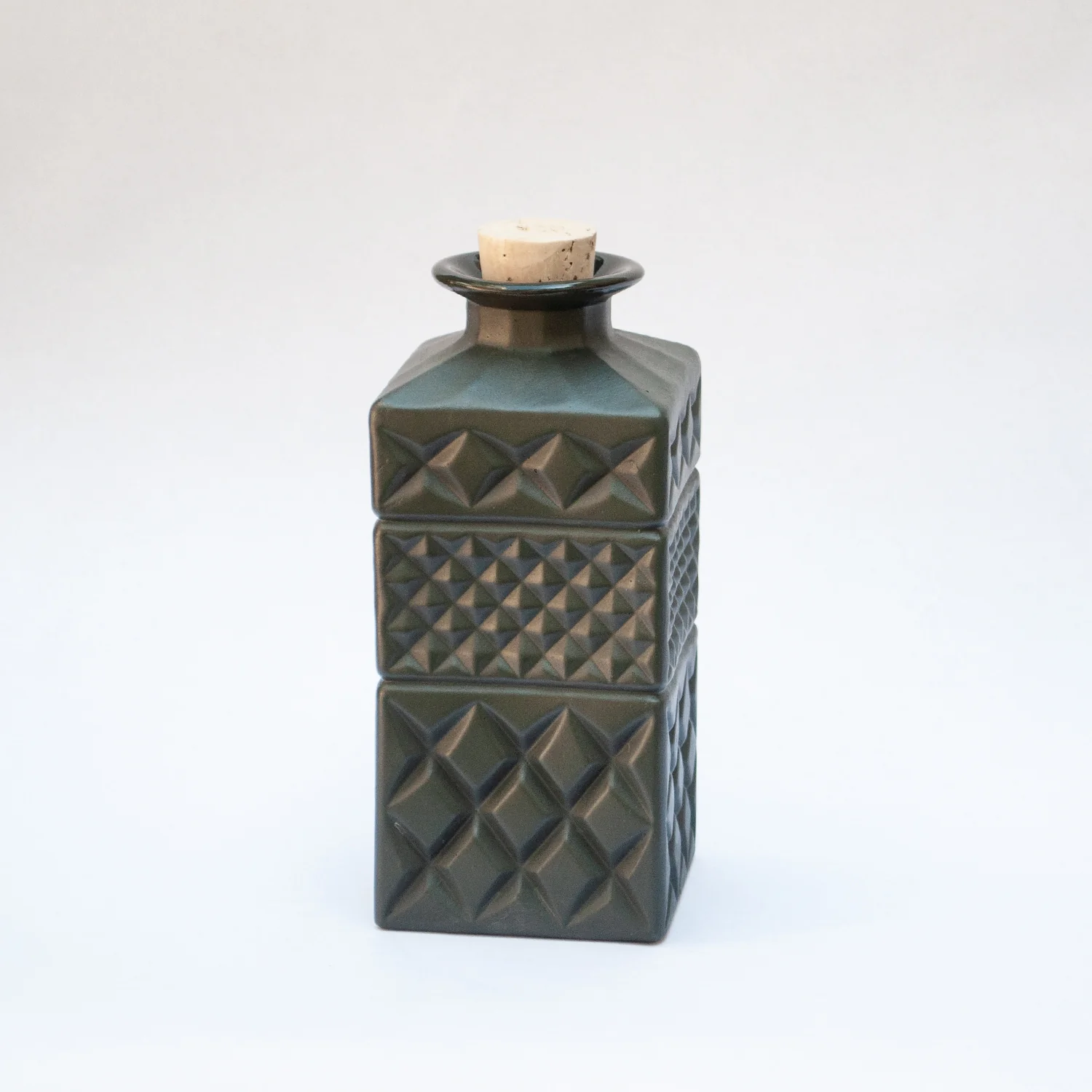 Porcelain Cut Crystal Decanter - Image 2