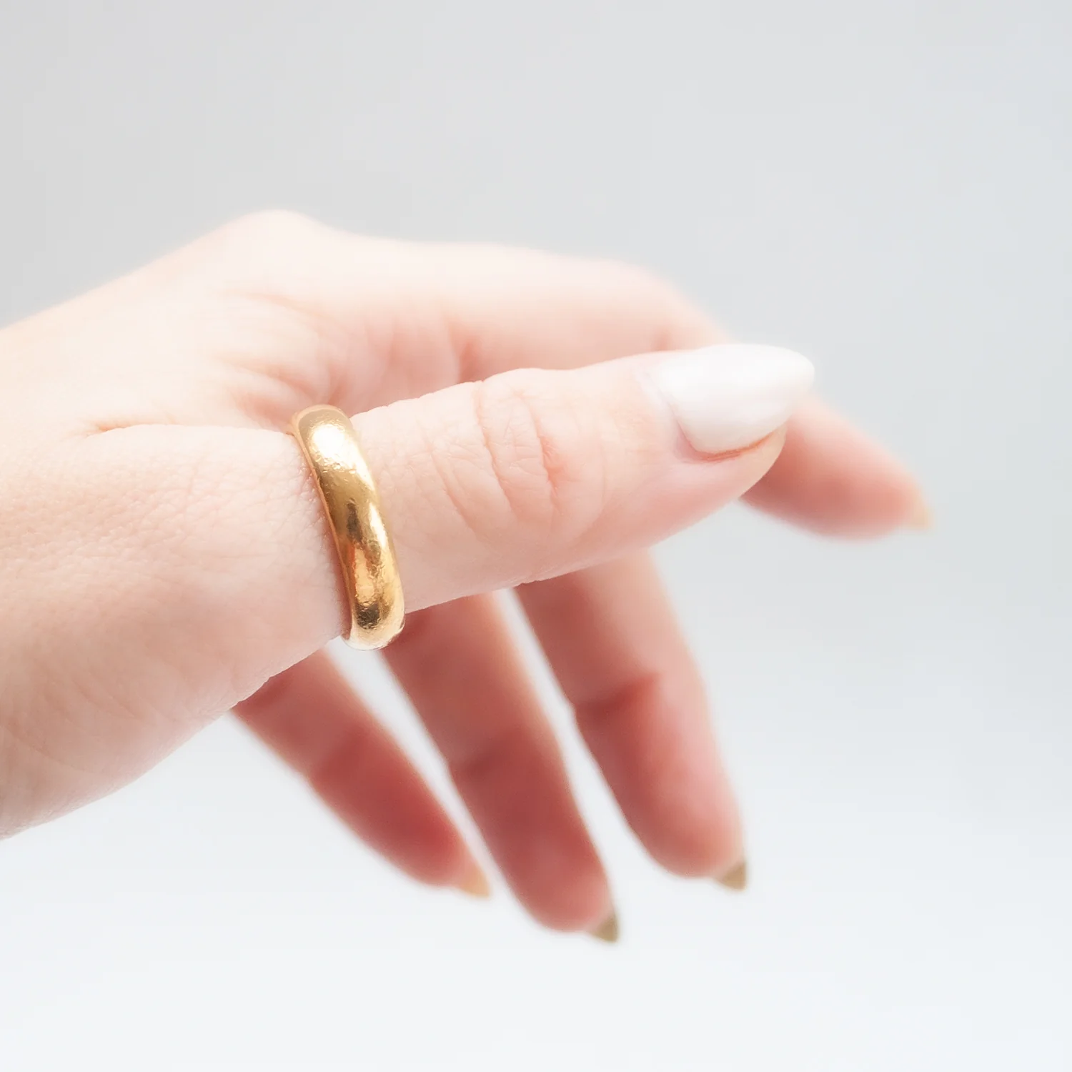 Regal Gold Dome Band - Image 2