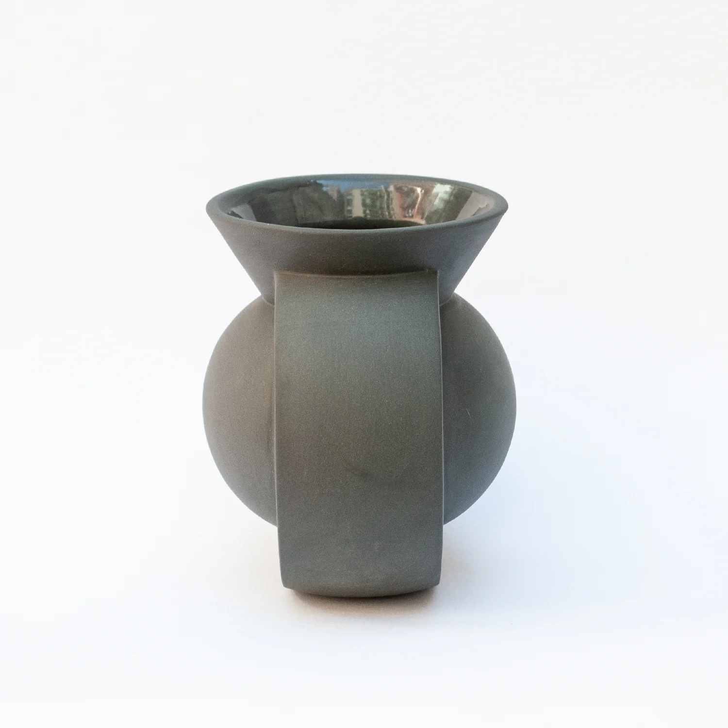 Rhea Vase - Image 5