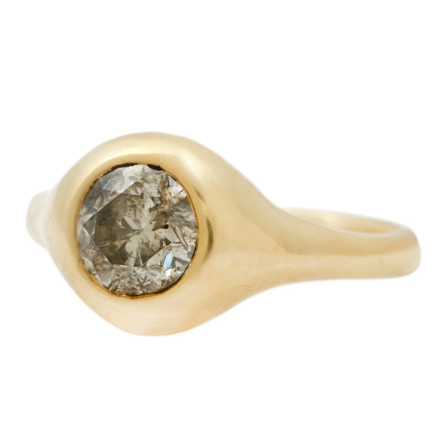 Round Diamond Swell Ring - Image 3
