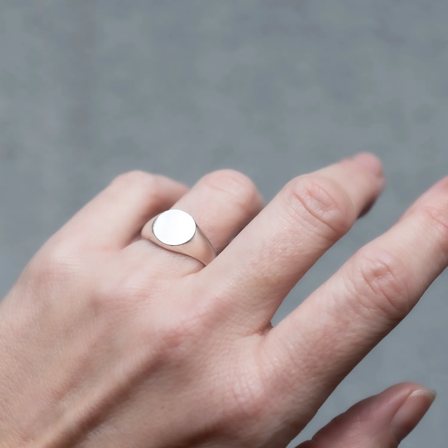 Round Silver Signet Ring - Image 2