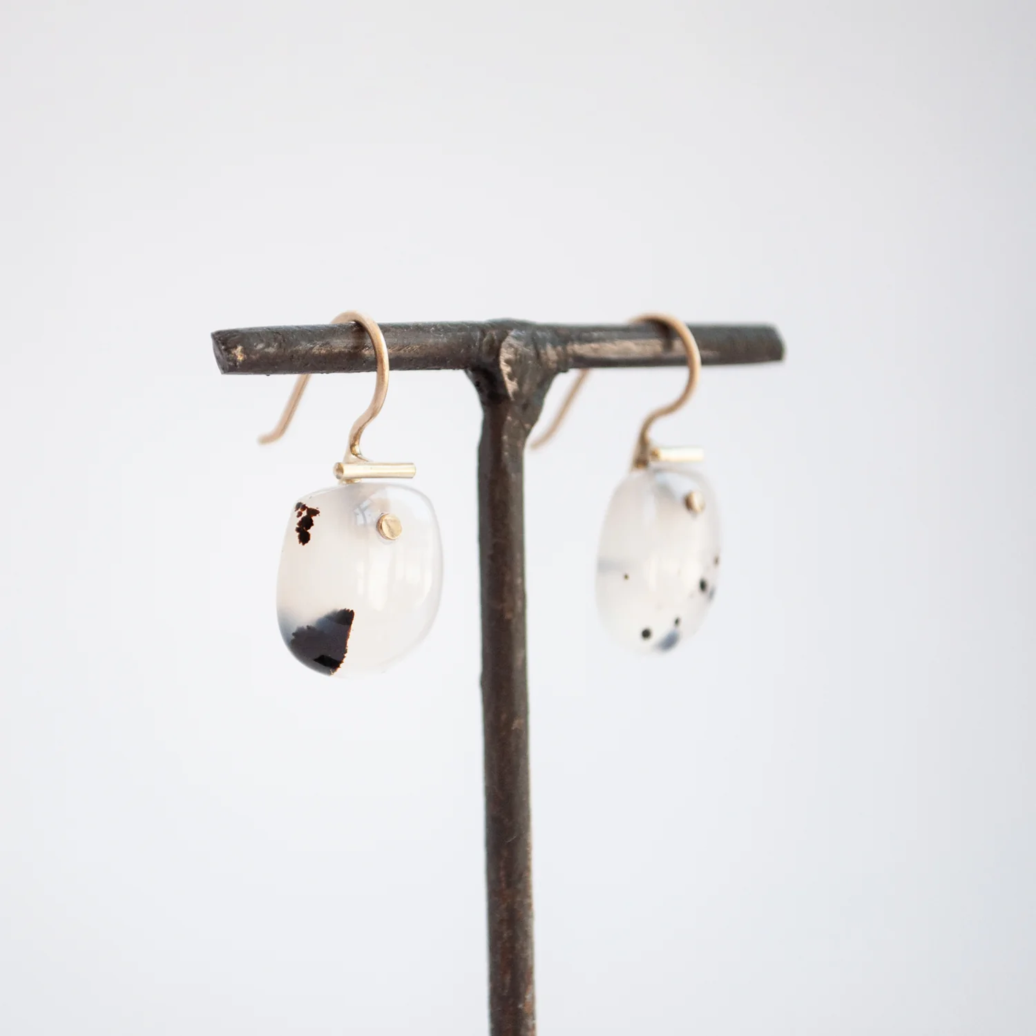 Medium Light Agate Shield Kiku Earrings - Image 4
