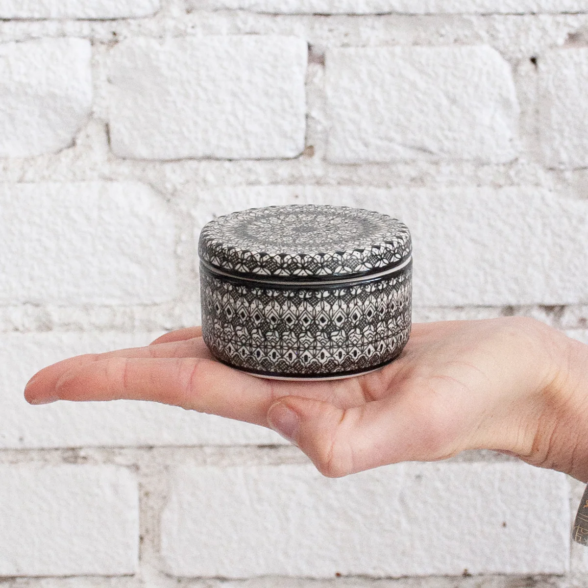 Small Flat Lidded Jar - Image 5