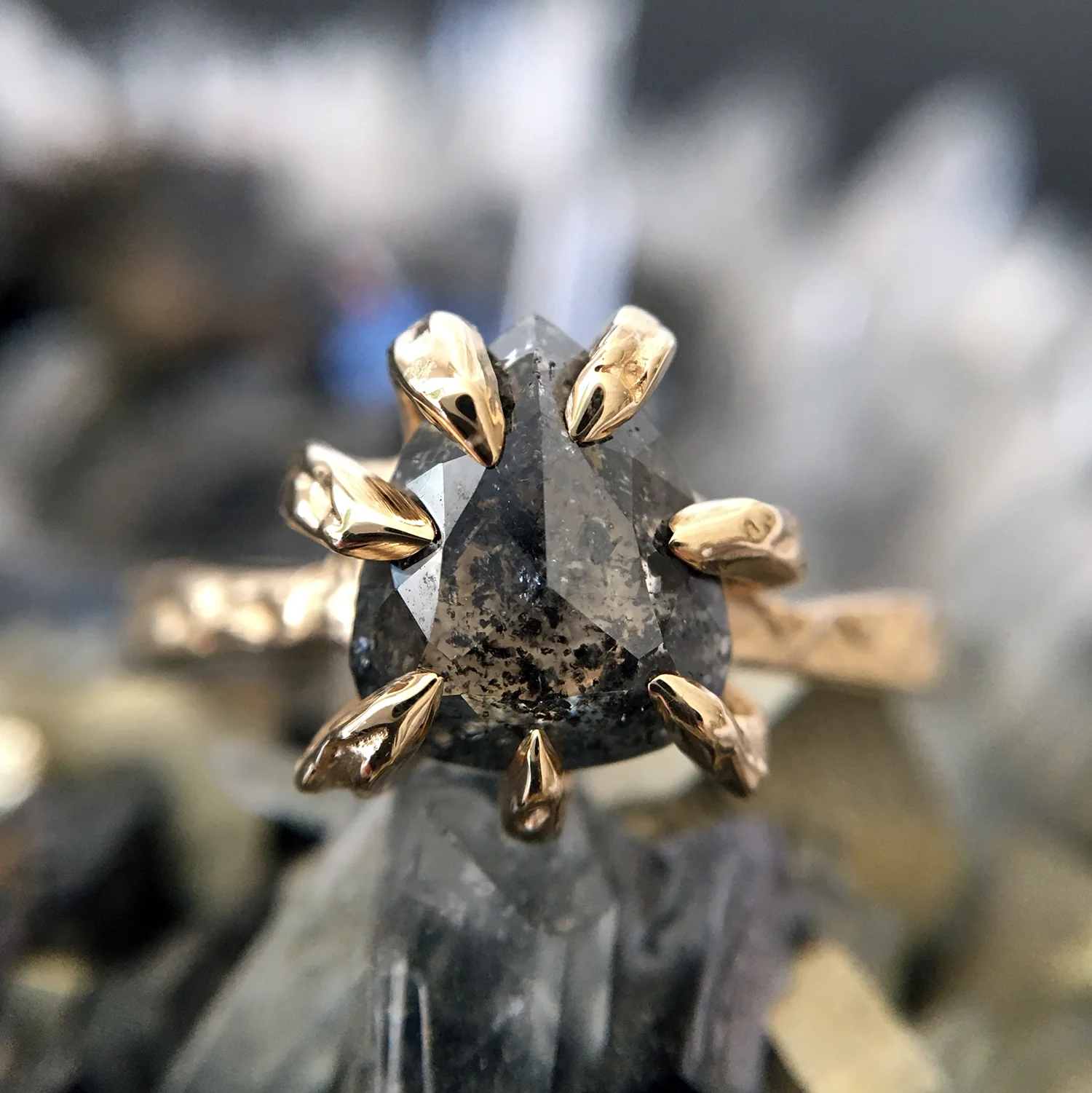 Smoky Pear Stingray Claw Solitaire - Image 4