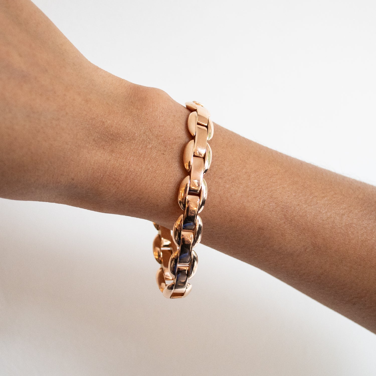 Smooth Oval Link Bracelet - Image 2