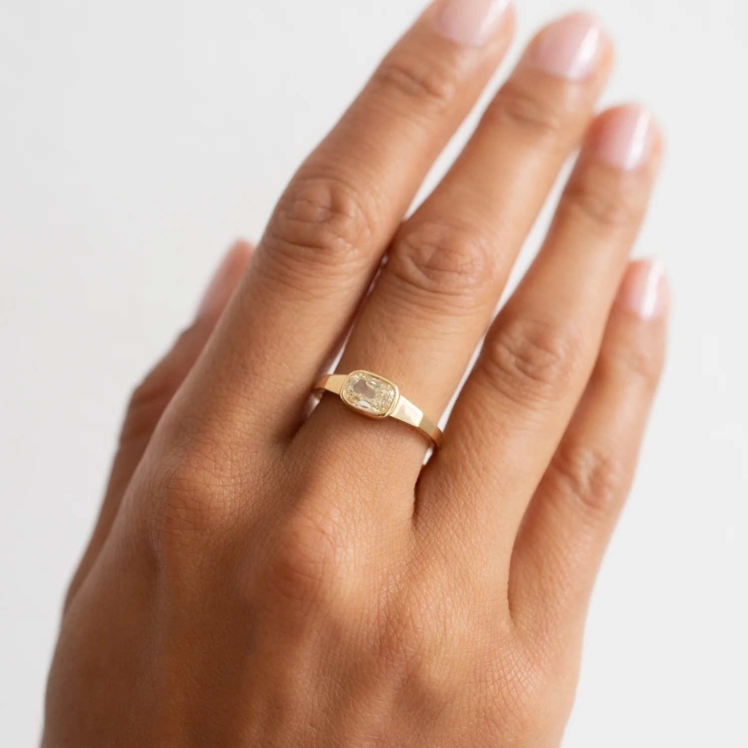 Solaris Diamond Mojave Ring - Image 2