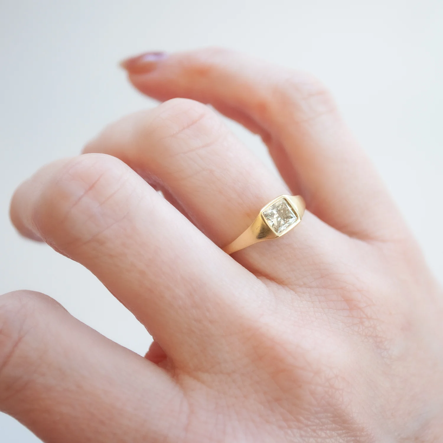 Square Diamond Swell Ring - Image 2