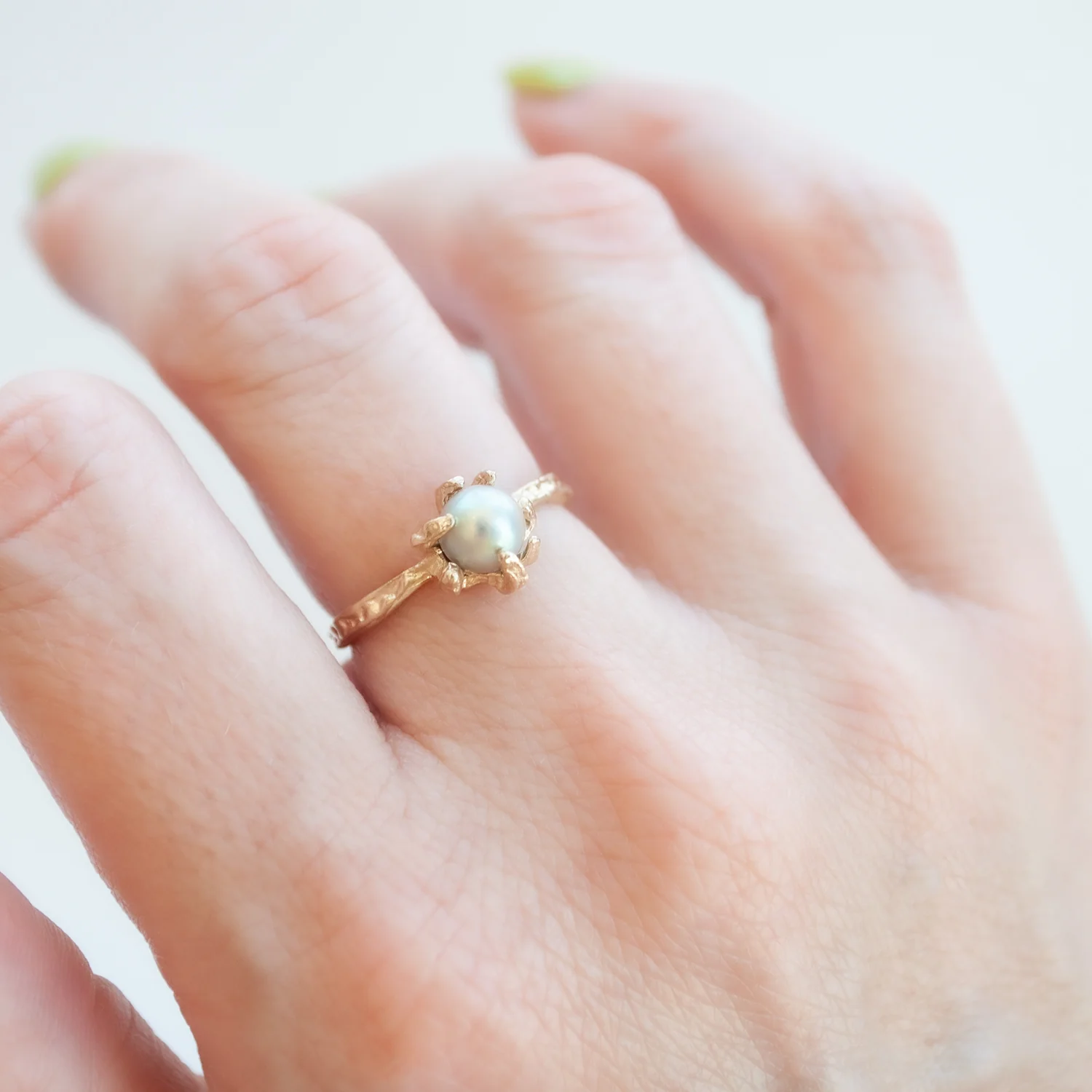 Stingray Akoya Pearl Ring - Image 2